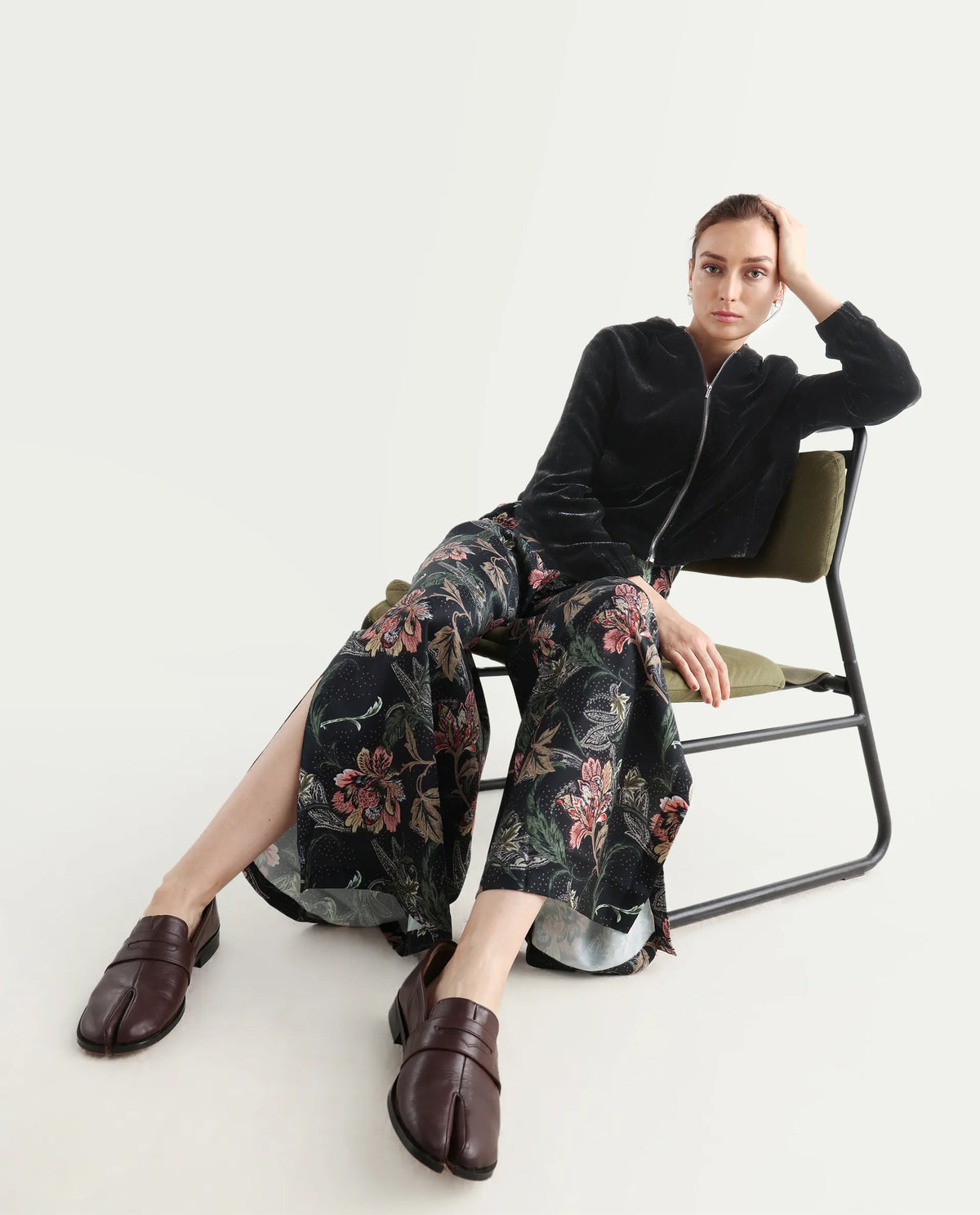 Rareism Women's Posria Multi Polyester Tropical Print Ankle Length Flared Trouser