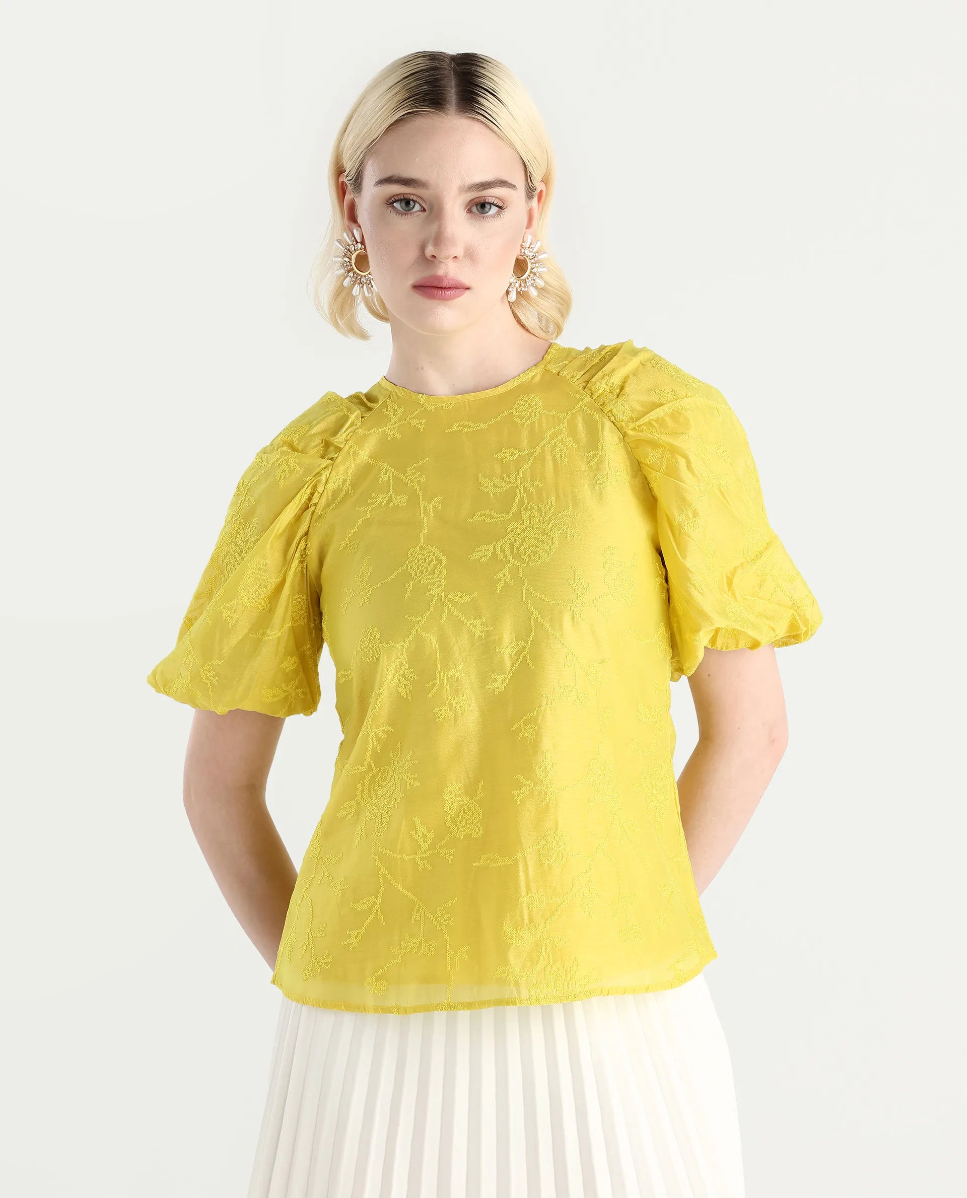 Rareism Women's Prebo Green Viscose Blend Mandarin Collar Plain Balloon Sleeve Regular Fit Top