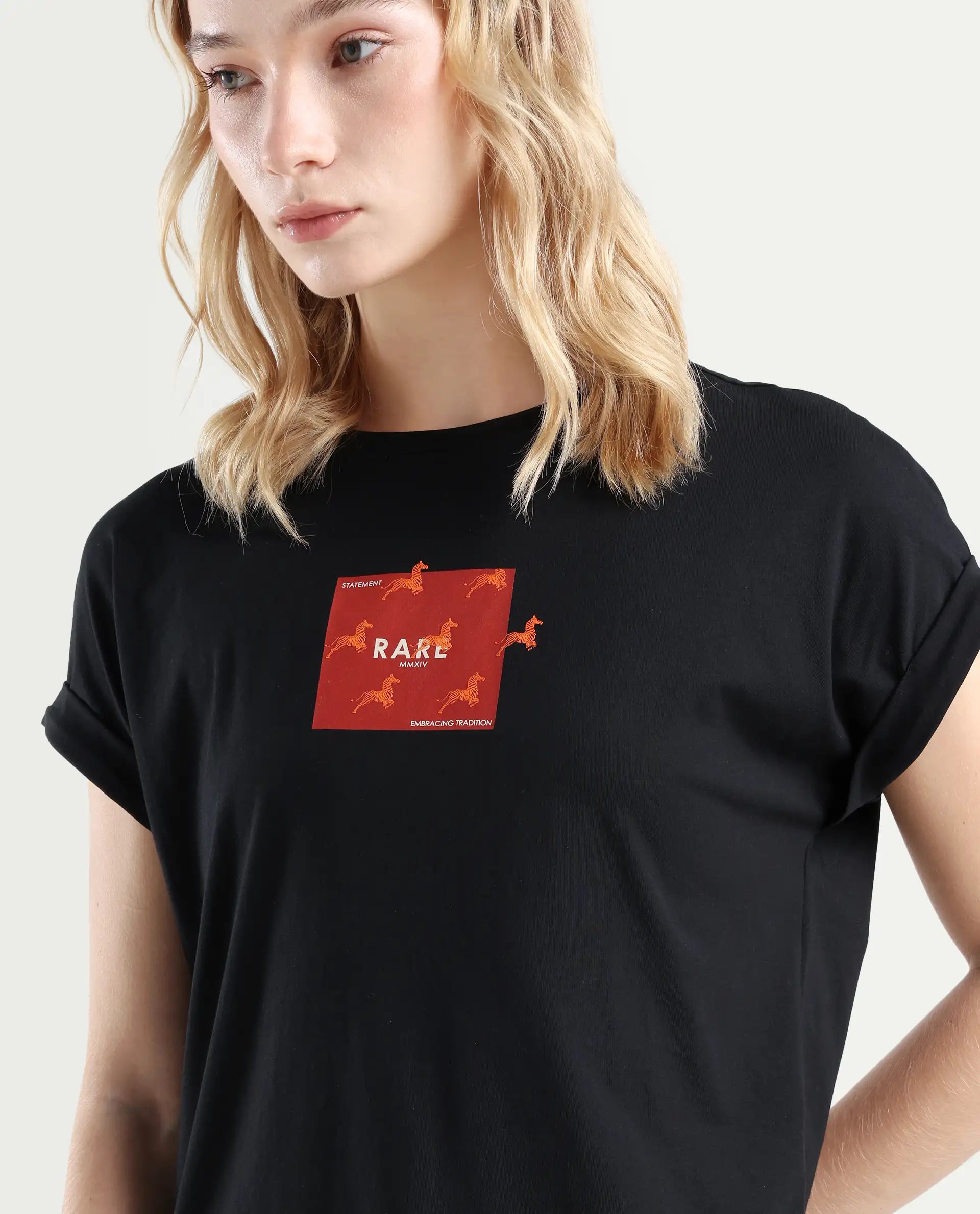 Rareism Women's Rabe Black Cotton Blend Crew Neck Relaxed Fit T-Shirt