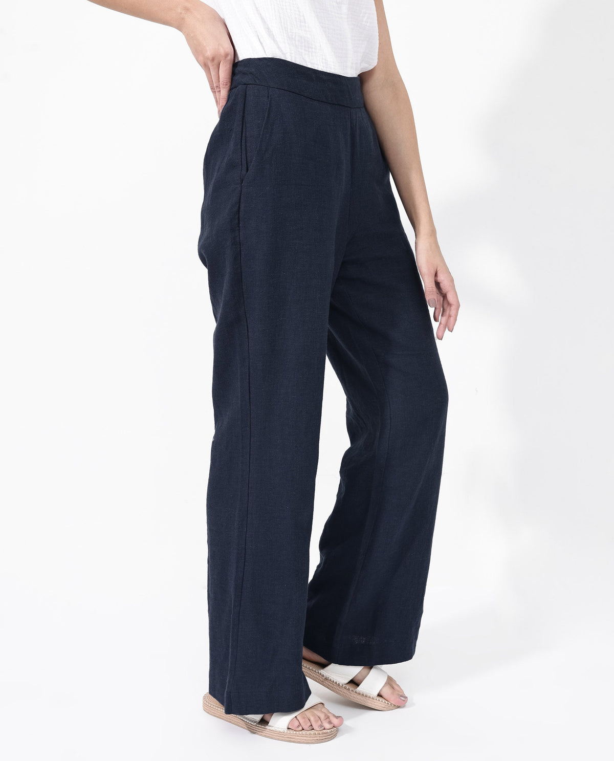 Rareism Women Rica Dark Navy Cotton Linen Fabric Regular Length Trouser