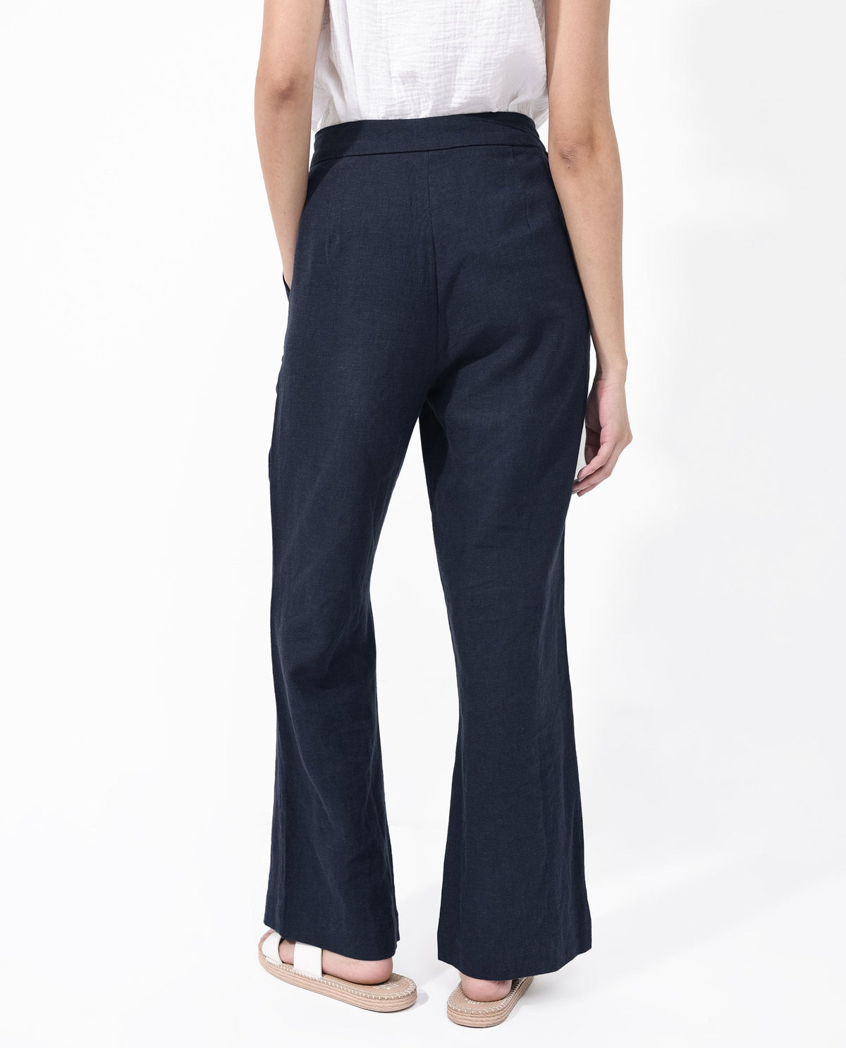 Rareism Women Rica Dark Navy Cotton Linen Fabric Regular Length Trouser