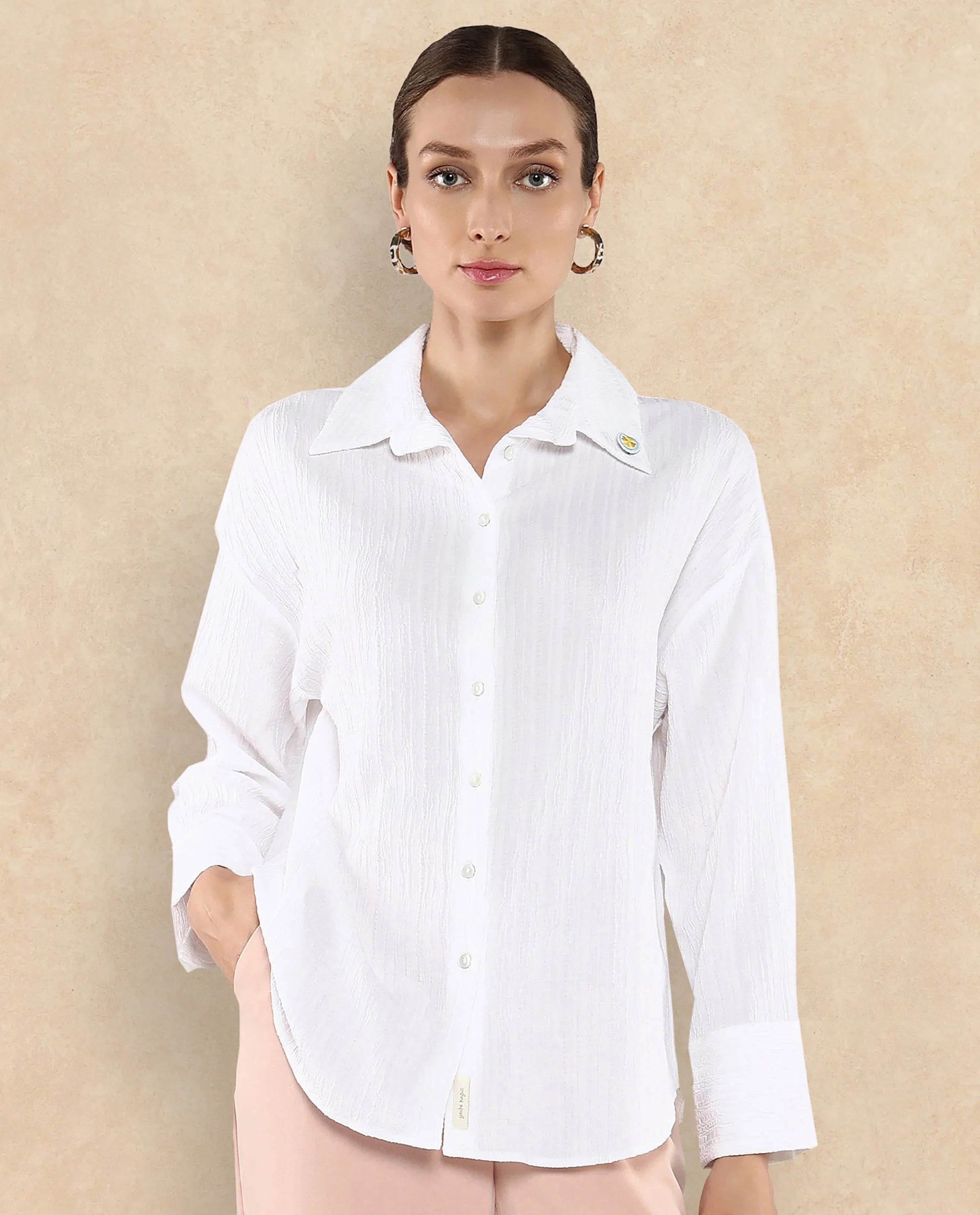 Rareism Women Roag White Cuffed Sleeves Collared Neck Plain Shirt