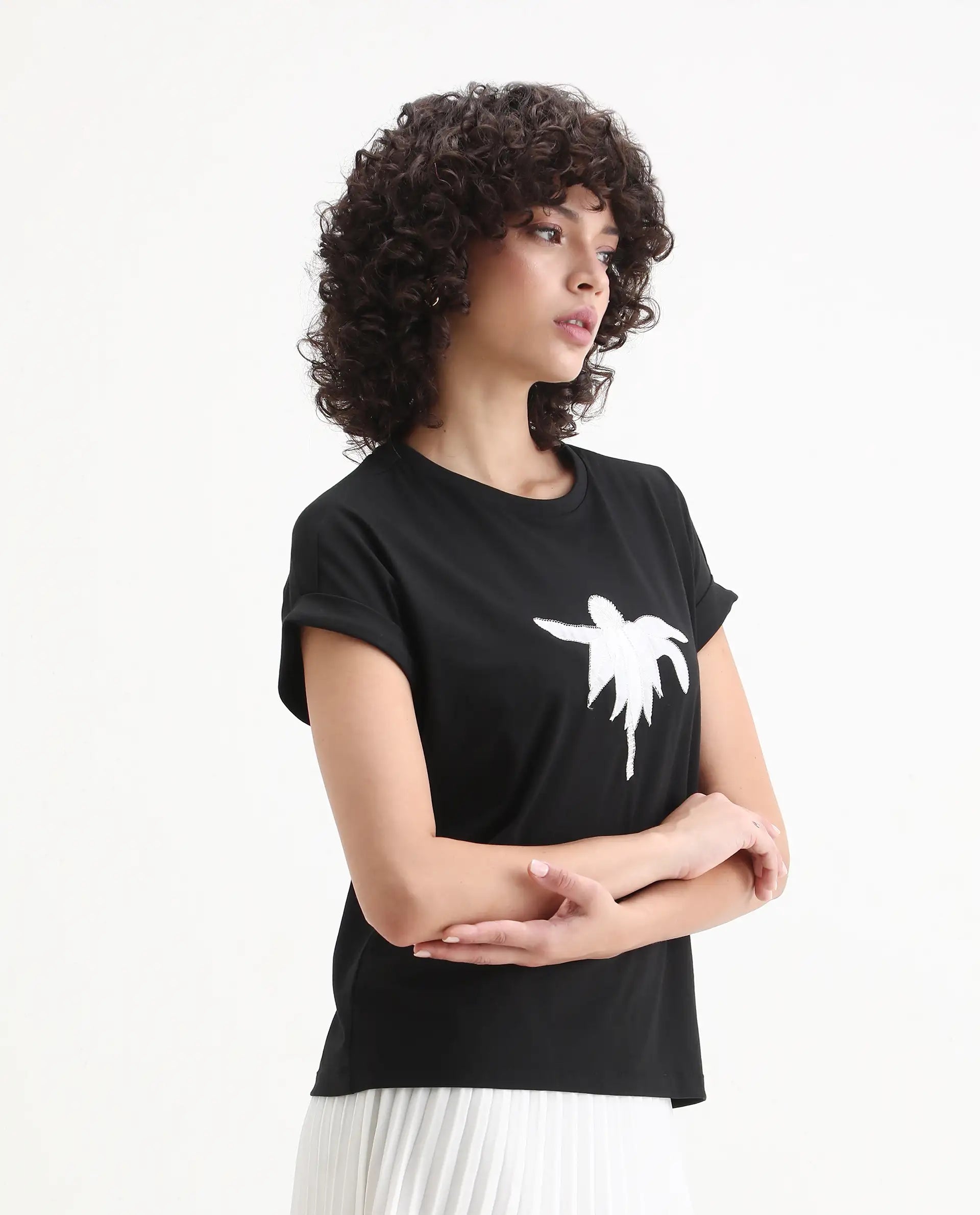 Rareism Women's Roil Black Cotton Blend Crew Neck Relaxed Fit T-Shirt