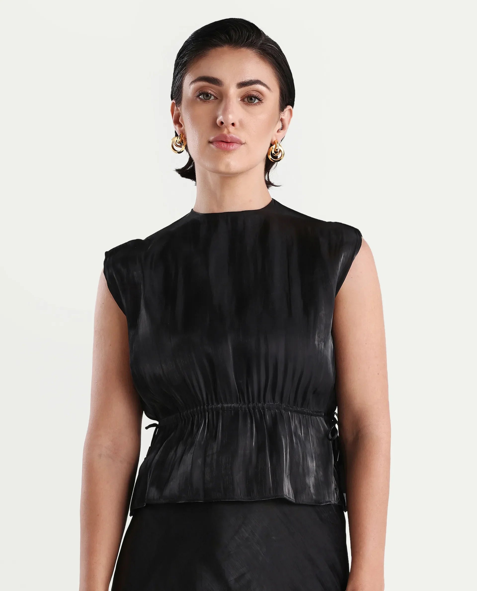 Rareism Women's Ronru Black Polyester Crew Neck Plain Sleeveless Regular Fit Top