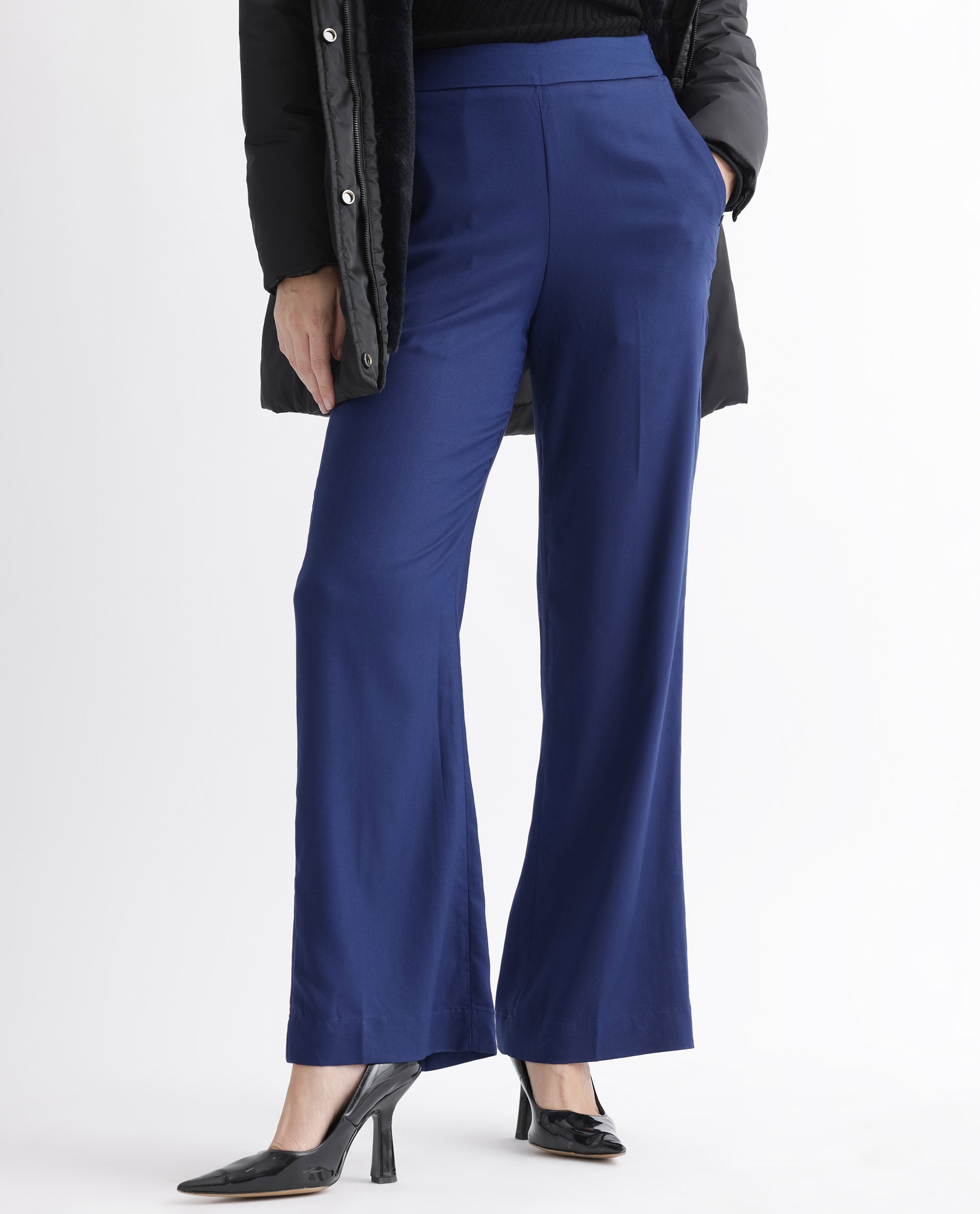 Rareism Women's Rotel Navy Polyester Plain Ankle Length Relaxed Fit Trouser