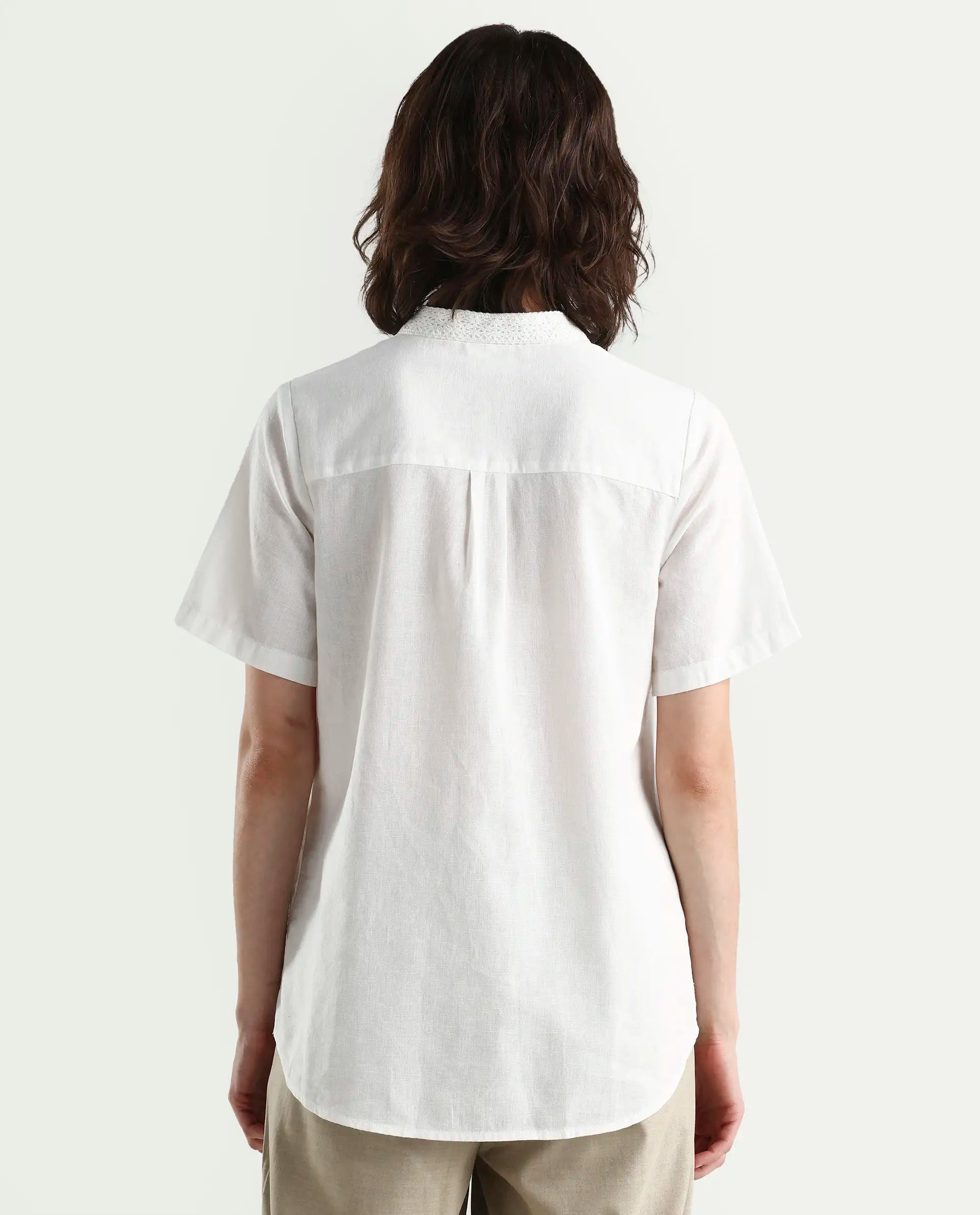 Rareism Women's Nubag Off White Cotton Blend Half Sleeve Mandarin Collar Regular Fit Top