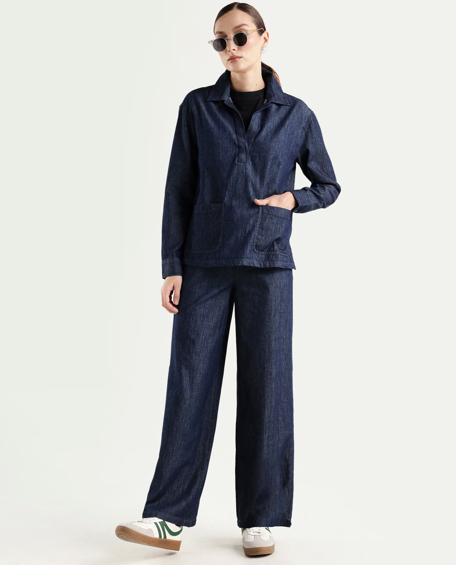 Rareism Women's Dento Blue Cotton Spread Collar Relaxed Plain Top