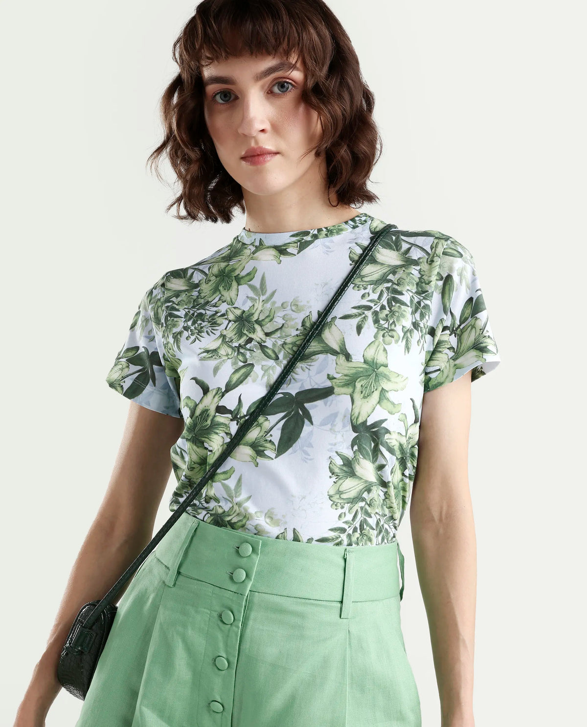 Rareism Women's Zrek Light Blue Cotton Blend Half Sleeve Regular Fit Floral Print T-Shirt