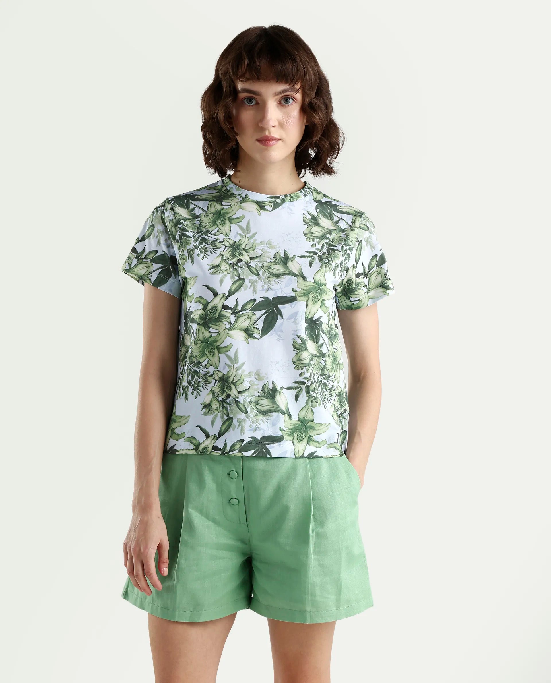 Rareism Women's Zrek Light Blue Cotton Blend Half Sleeve Regular Fit Floral Print T-Shirt