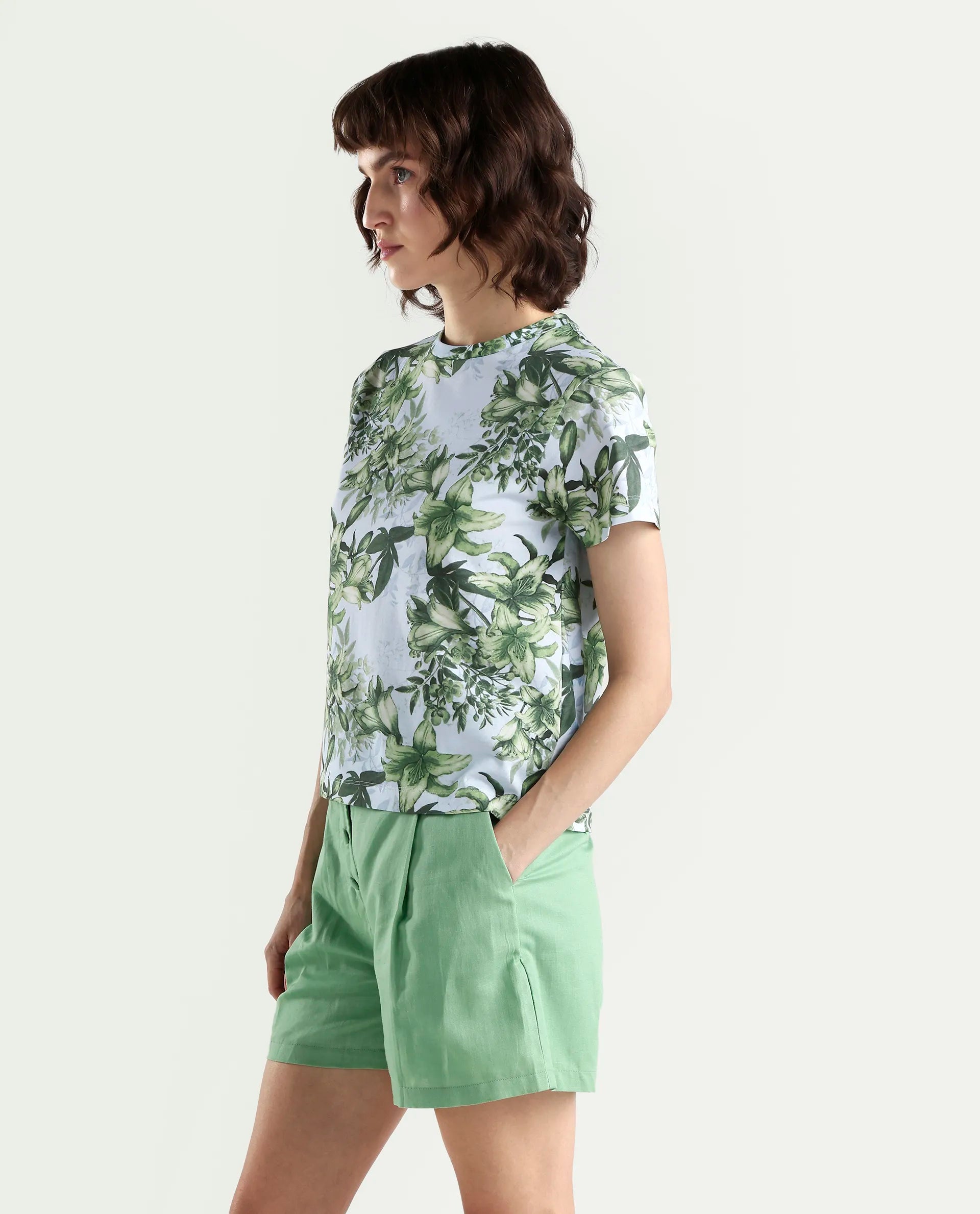 Rareism Women's Zrek Light Blue Cotton Blend Half Sleeve Regular Fit Floral Print T-Shirt