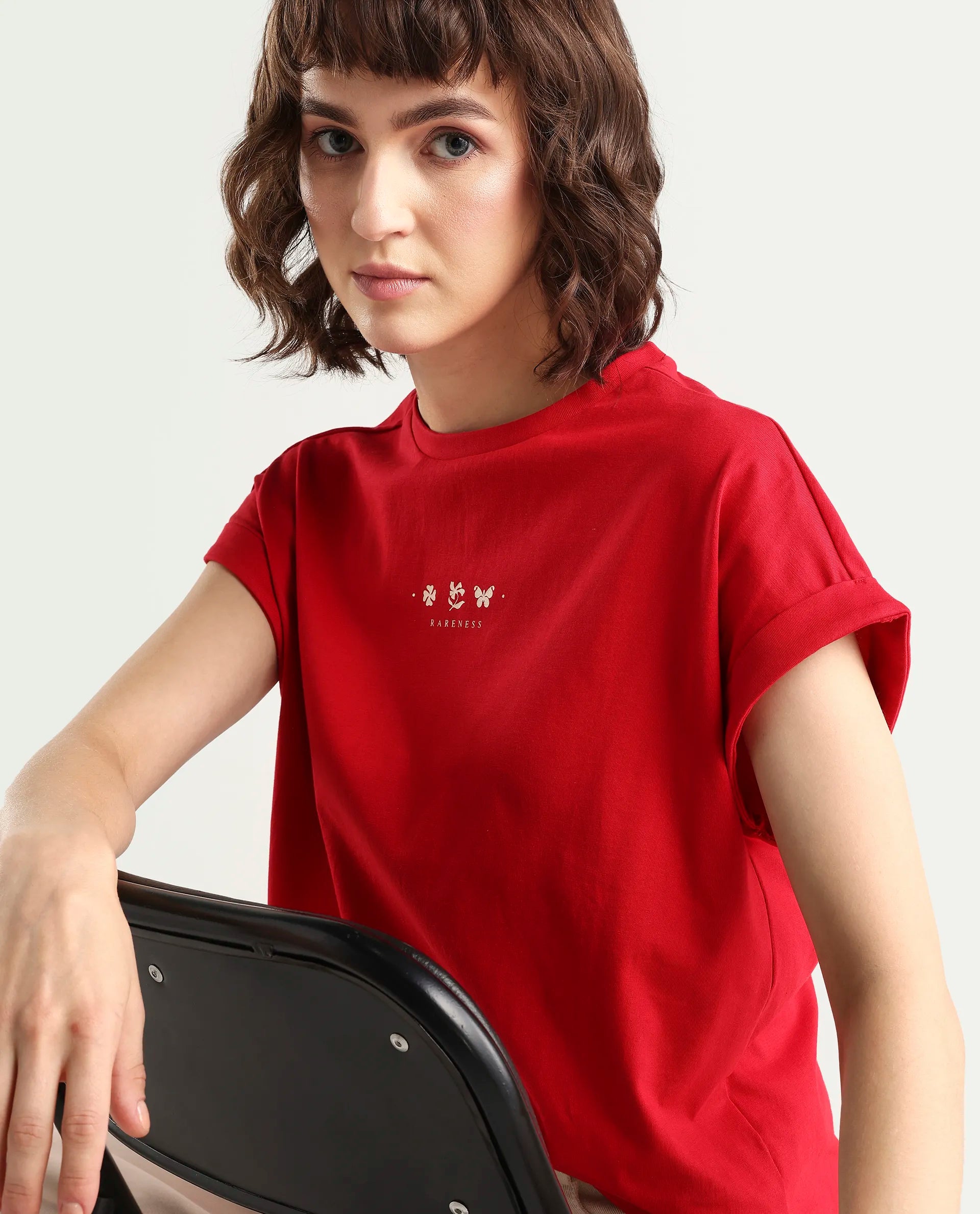 Rareism Women's Zolan Red Cotton Half Sleeve Relaxed Fit Pigment Print T-Shirt