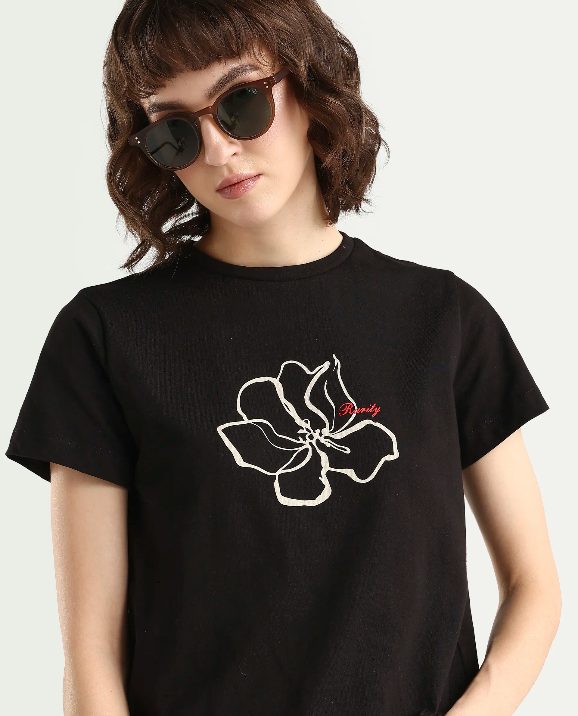 Rareism Women's Zrad Black Cotton Half Sleeve Regular Fit Floral Print T-Shirt