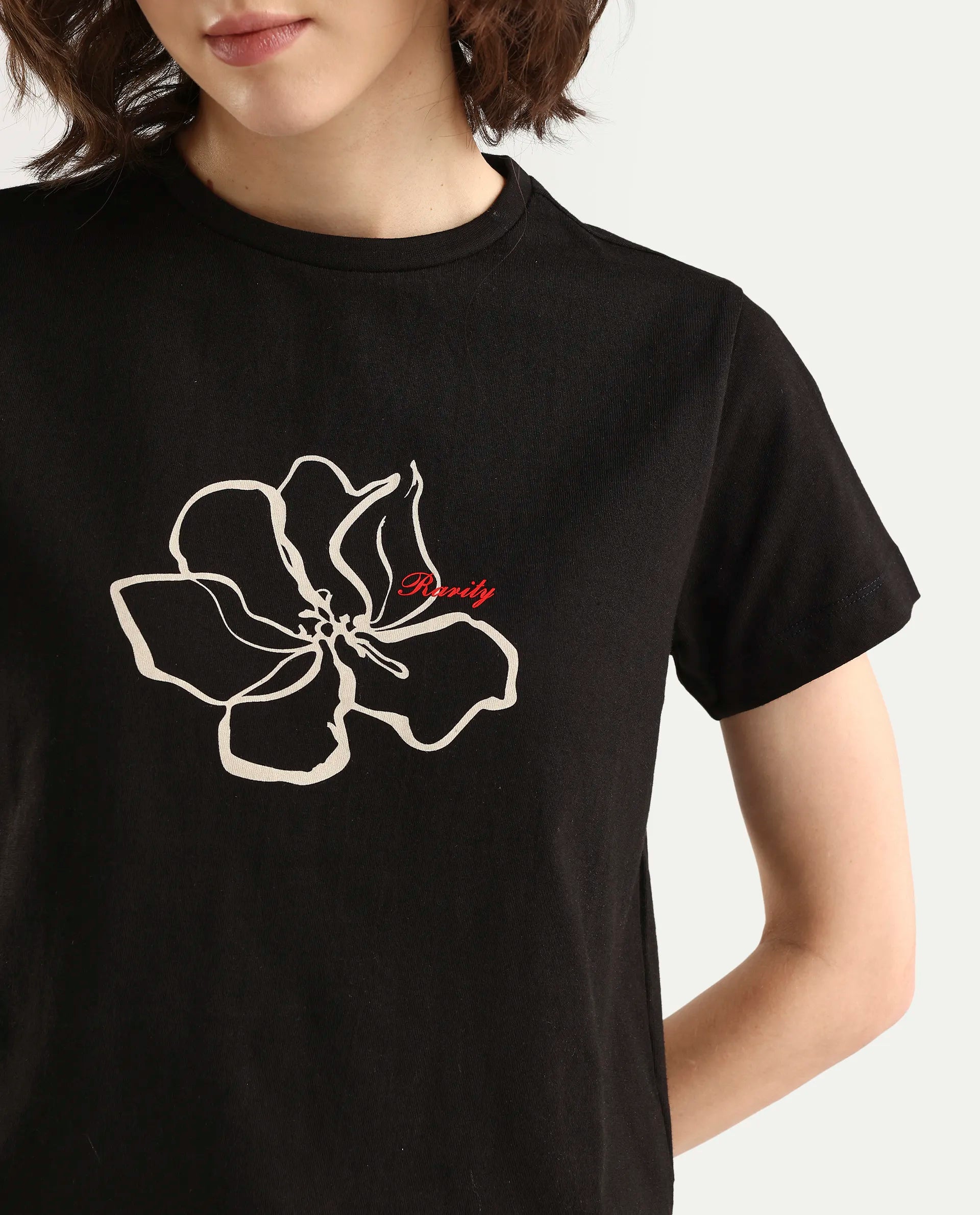 Rareism Women's Zrad Black Cotton Half Sleeve Regular Fit Floral Print T-Shirt