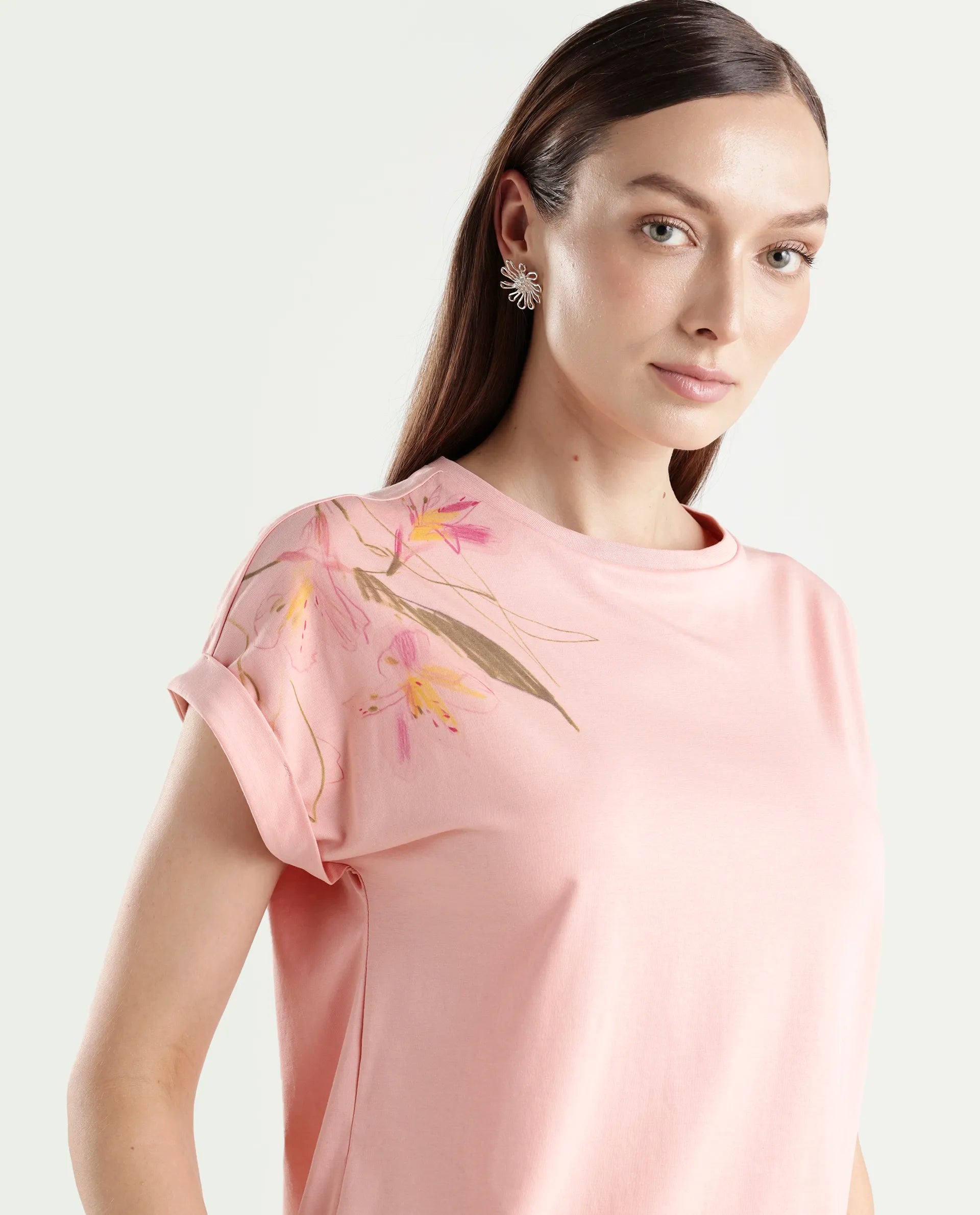 Rareism Women's Zany Peach Cotton Blend Half Sleeve Relaxed Fit Printed T-Shirt