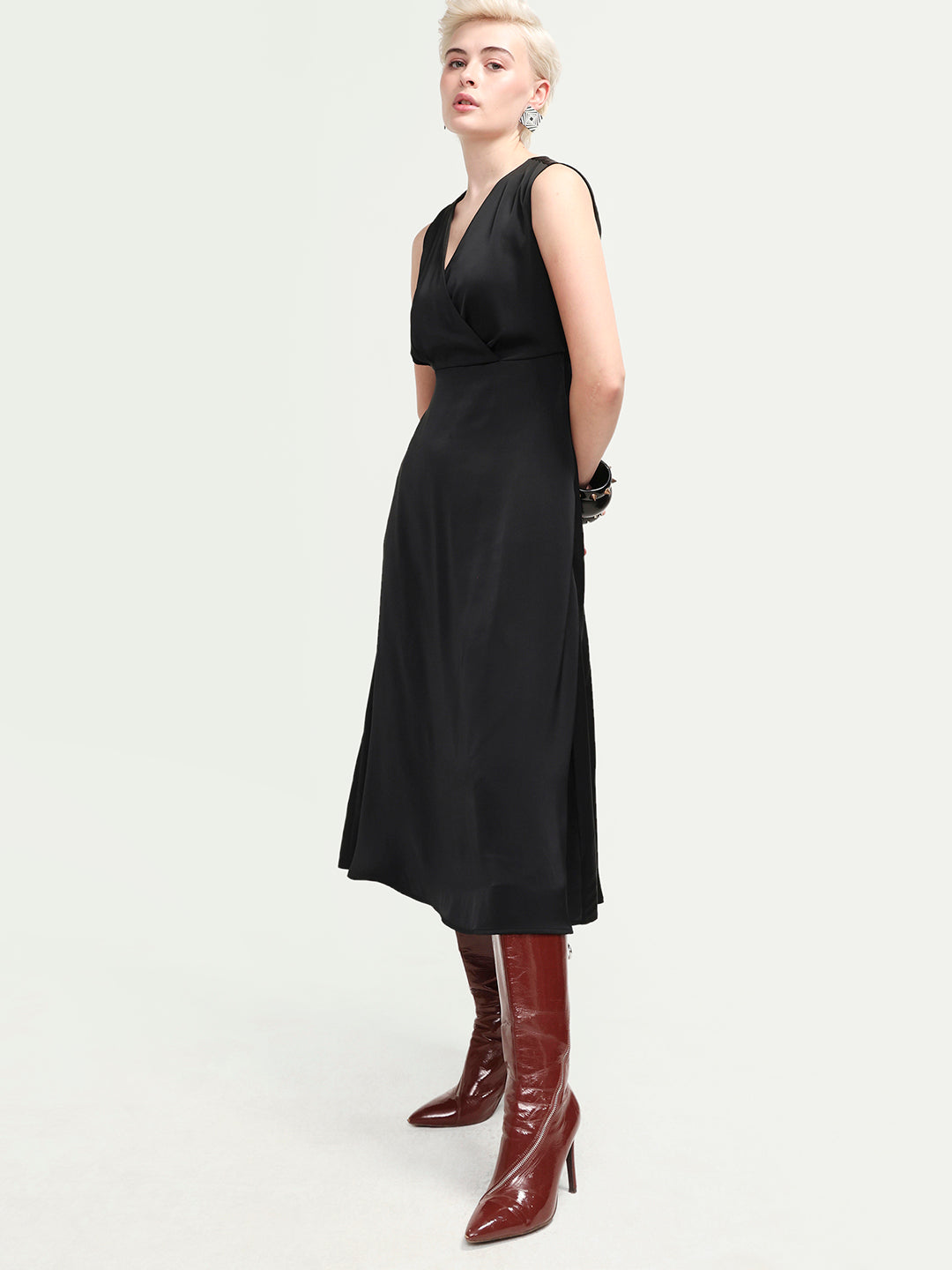 Rareism Women's Calen Black Polyester Sleeveless A-Line Plain Dress