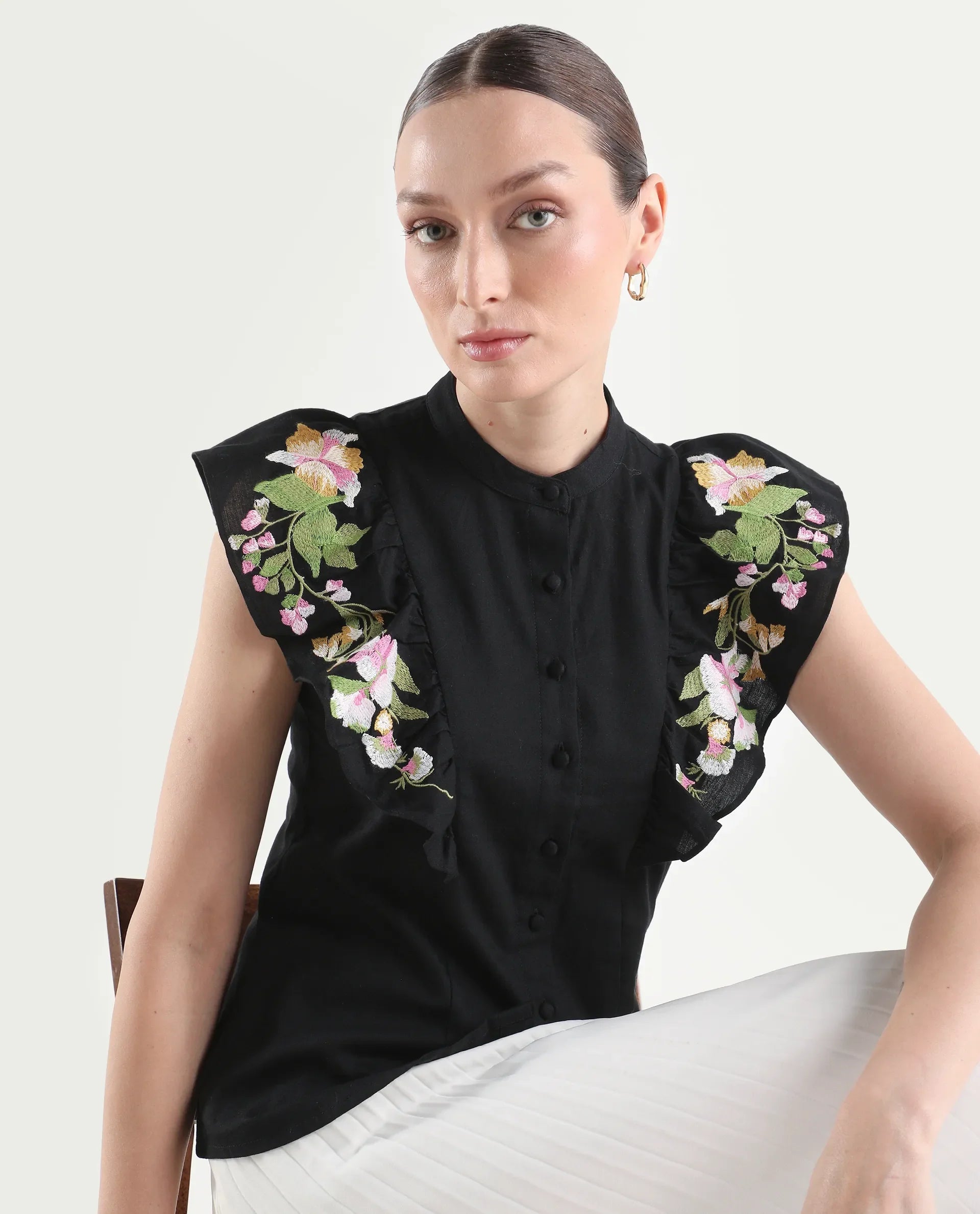 Rareism Women's Black Cotton Sleeveless Regular Fit Plain Top