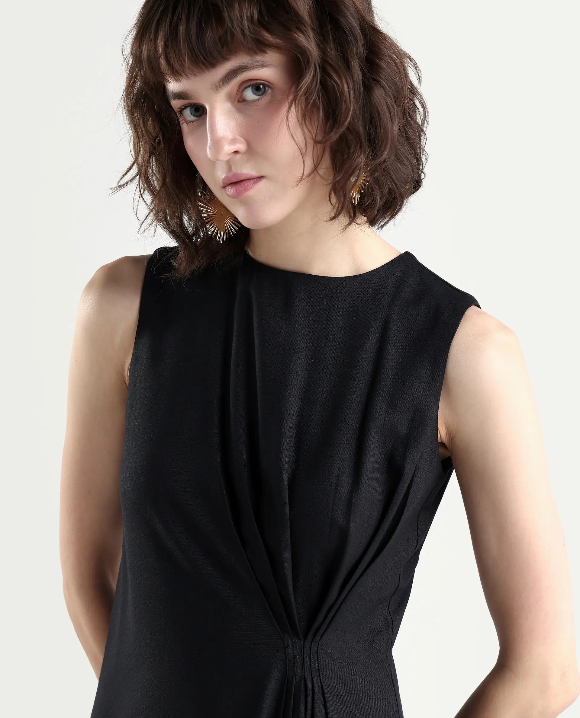 Rareism Women's Clasero Black Viscose Blend Sleeveless A-Line Plain Dress