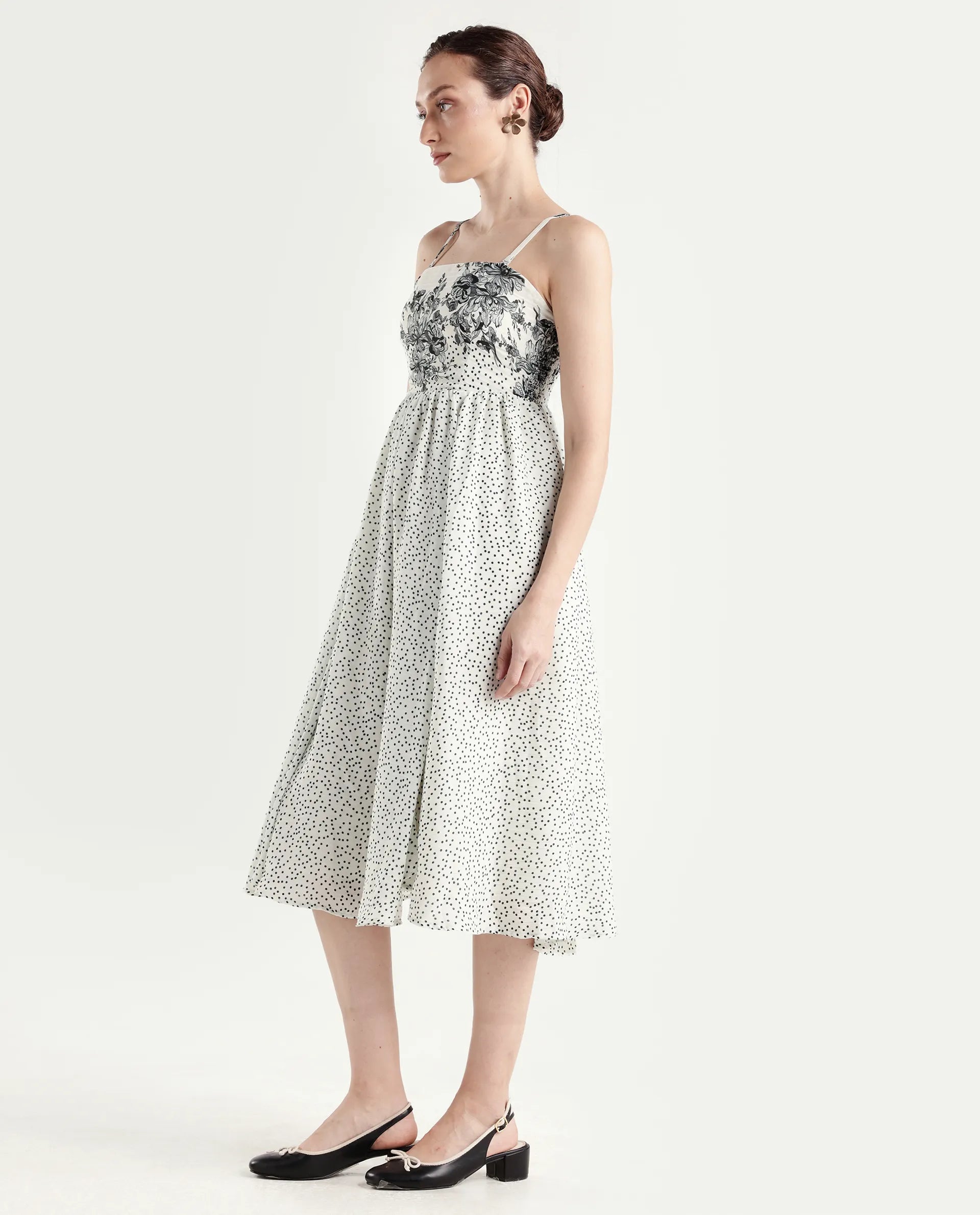 Rareism Women's Clora Off White Polyester Sleeveless Fit And Flare Floral Print Dress