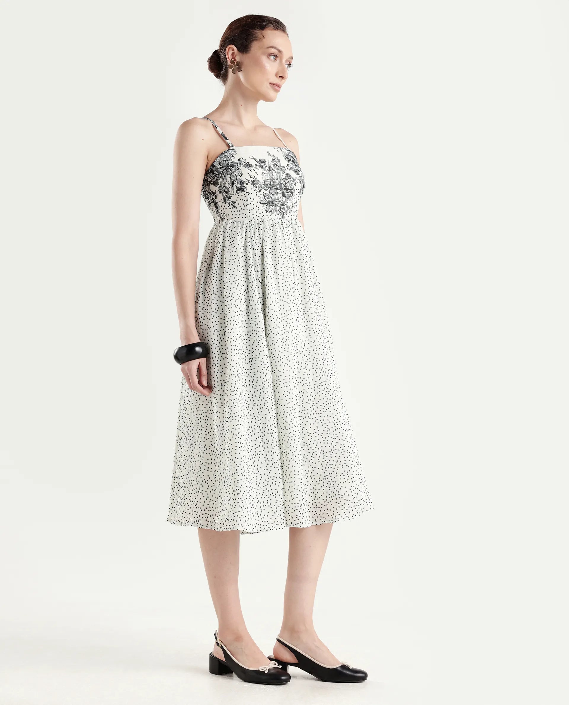 Rareism Women's Clora Off White Polyester Sleeveless Fit And Flare Floral Print Dress