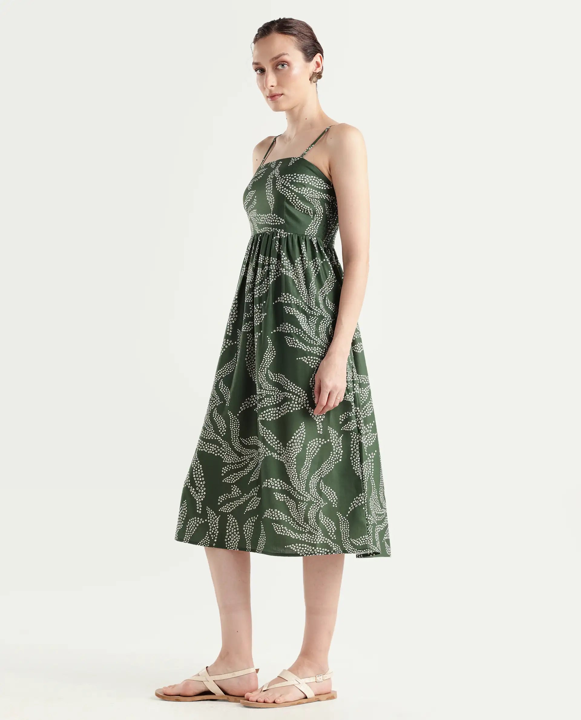 Rareism Women's Vanik Olive 100% Linen Sleeveless Fit And Flare Abstract Print Dress