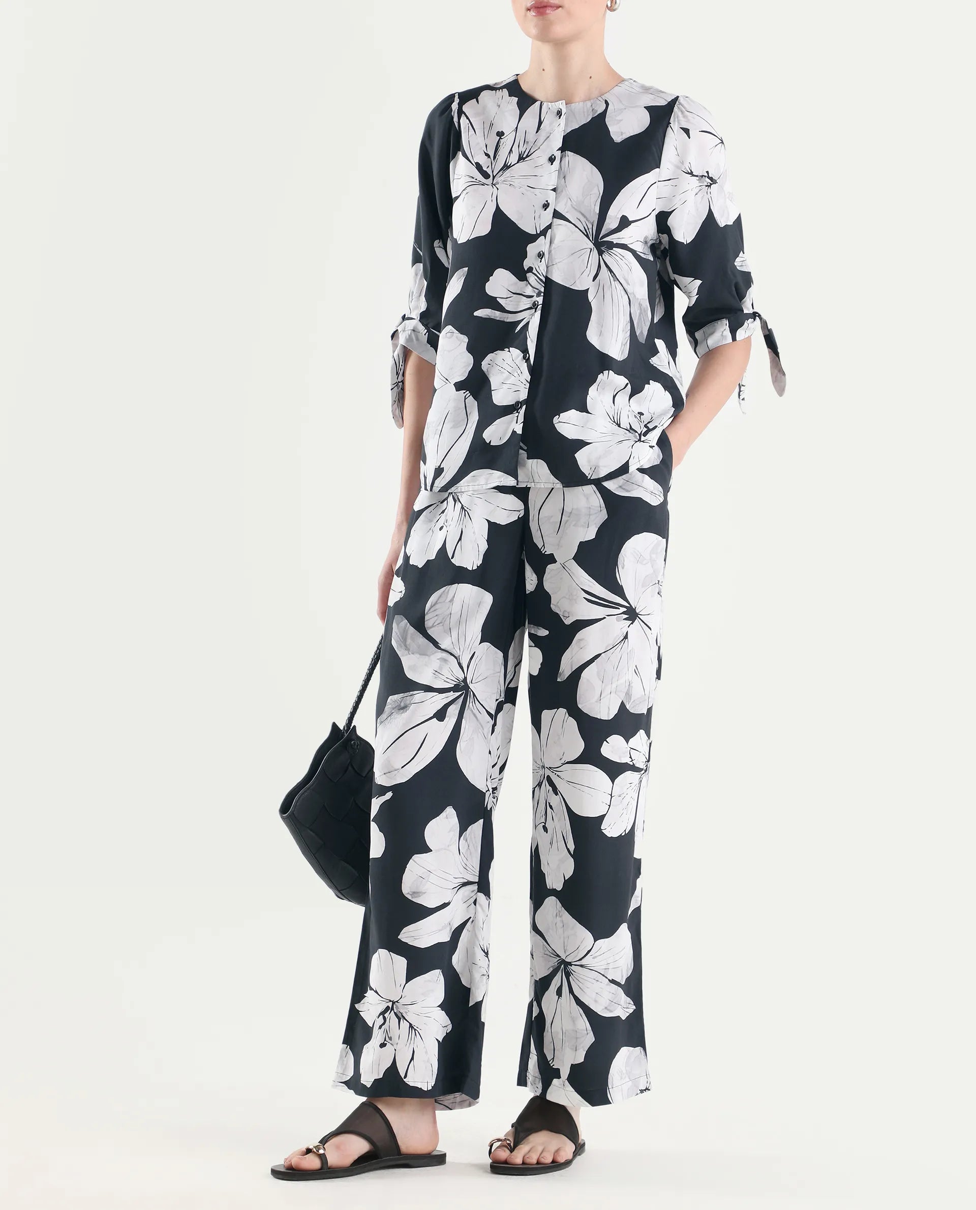 Rareism Women's Vasha-B Black Viscose Wide Floral Print Trouser