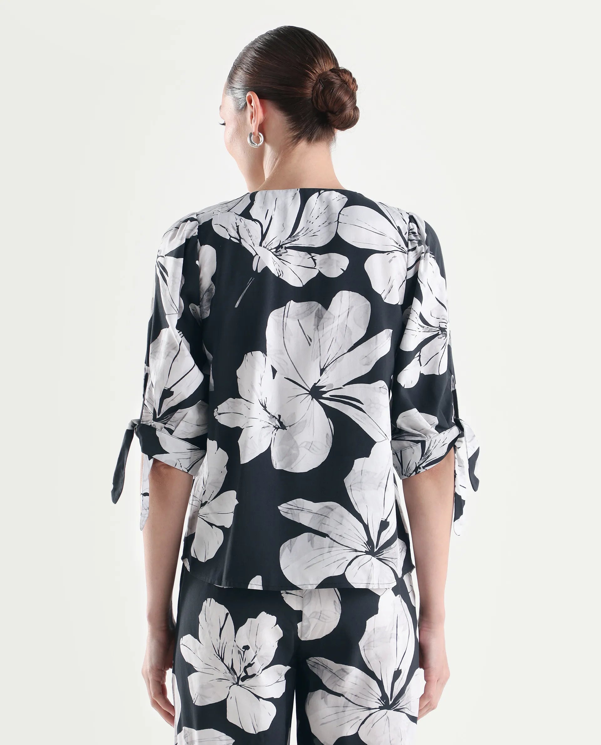 Rareism Women's Vasha-T Black Viscose Half Sleeve Relaxed Fit Floral Print Top