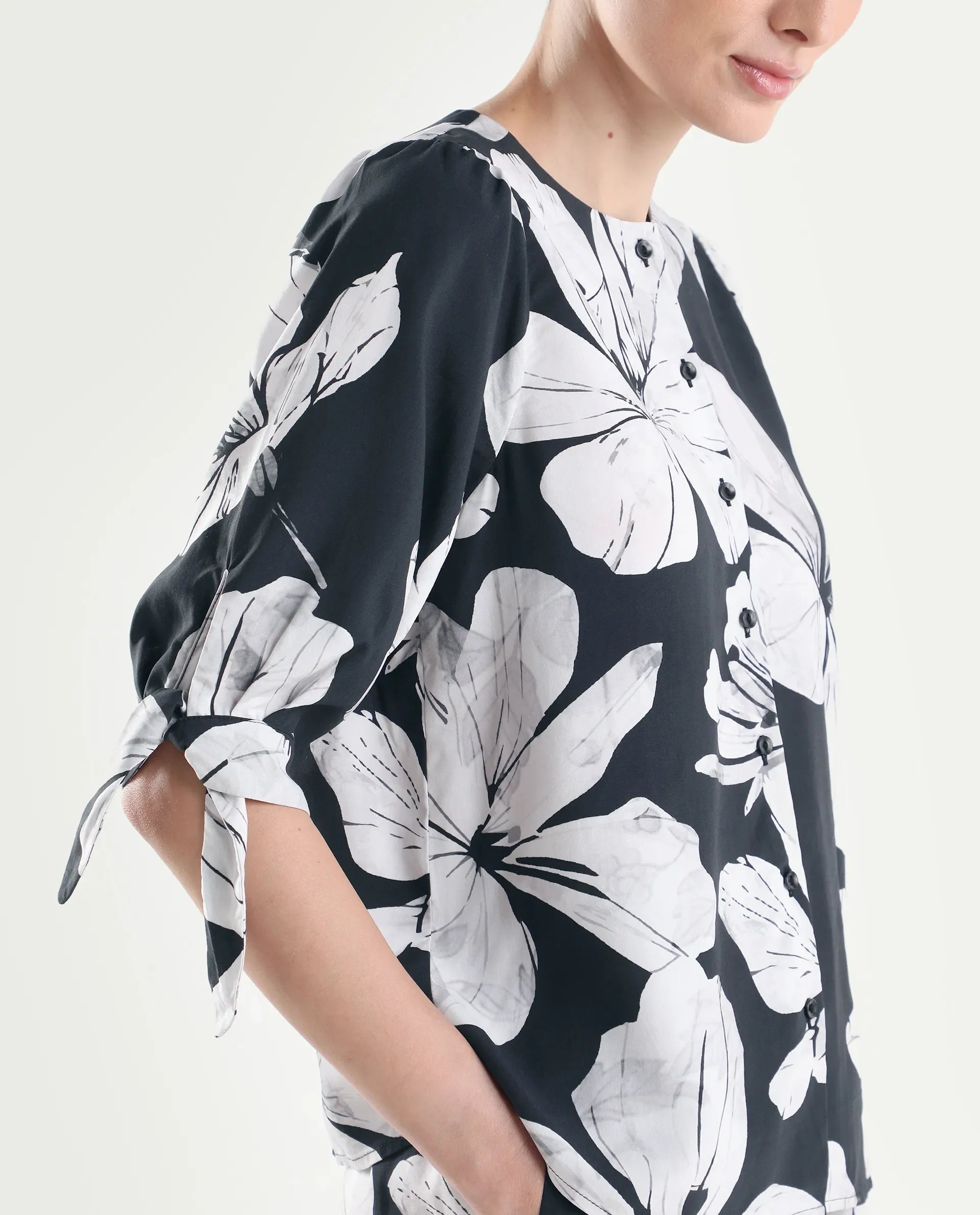 Rareism Women's Vasha-T Black Viscose Half Sleeve Relaxed Fit Floral Print Top