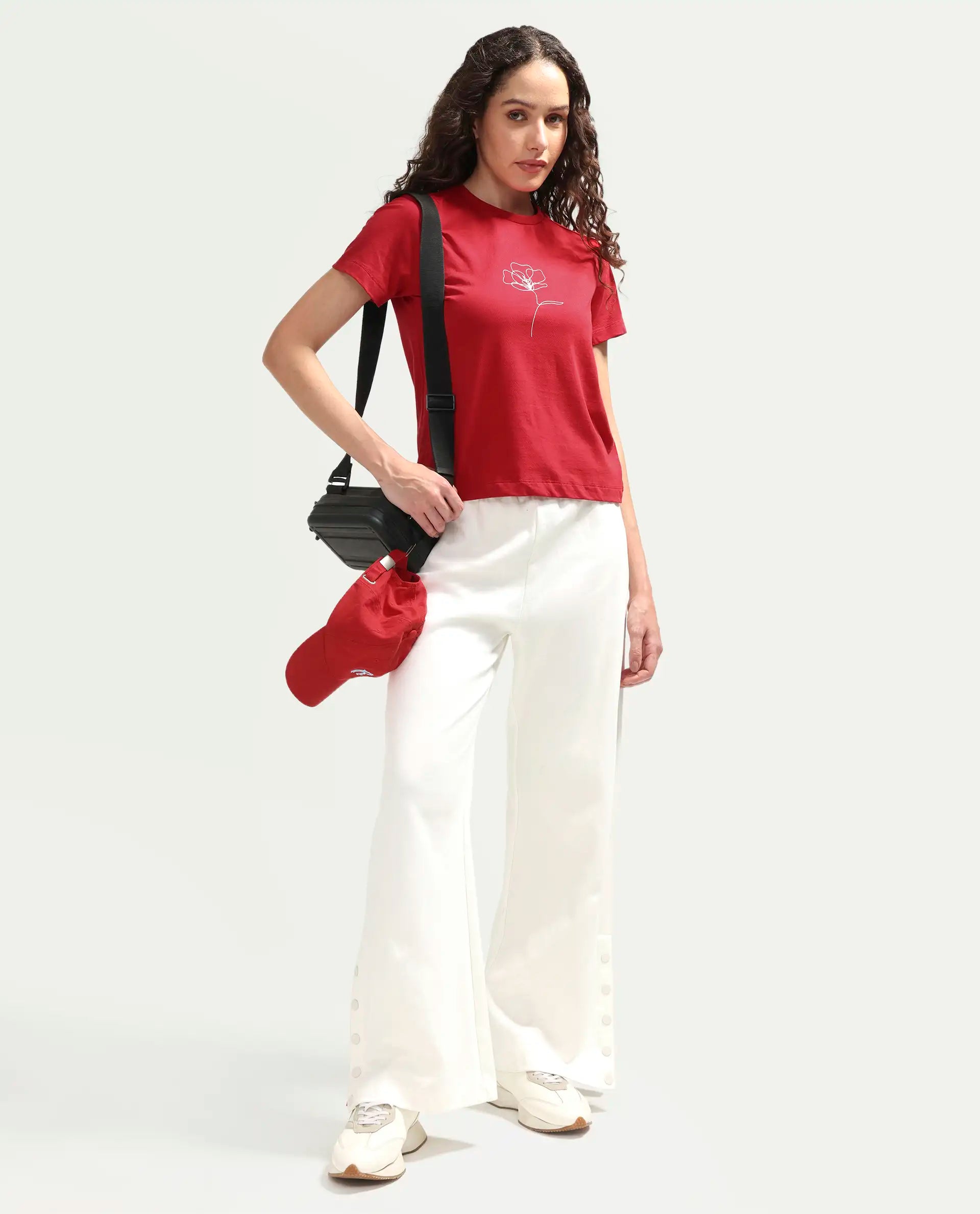 Rareism Women's Zexer Red Cotton Crew Neck Pull-On Regular Floral Print T-Shirt
