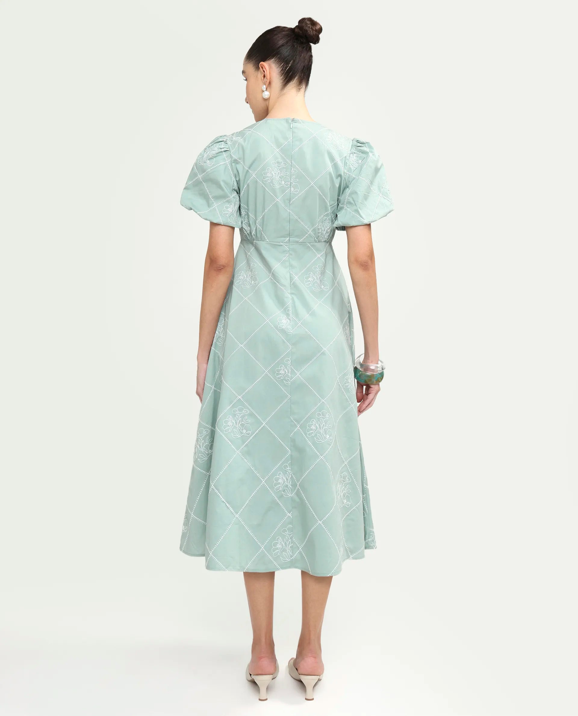 Rareism Women's Haxa Dusky Green Polyester Half Sleeve V-Neck Fit And Flare Plain Dress