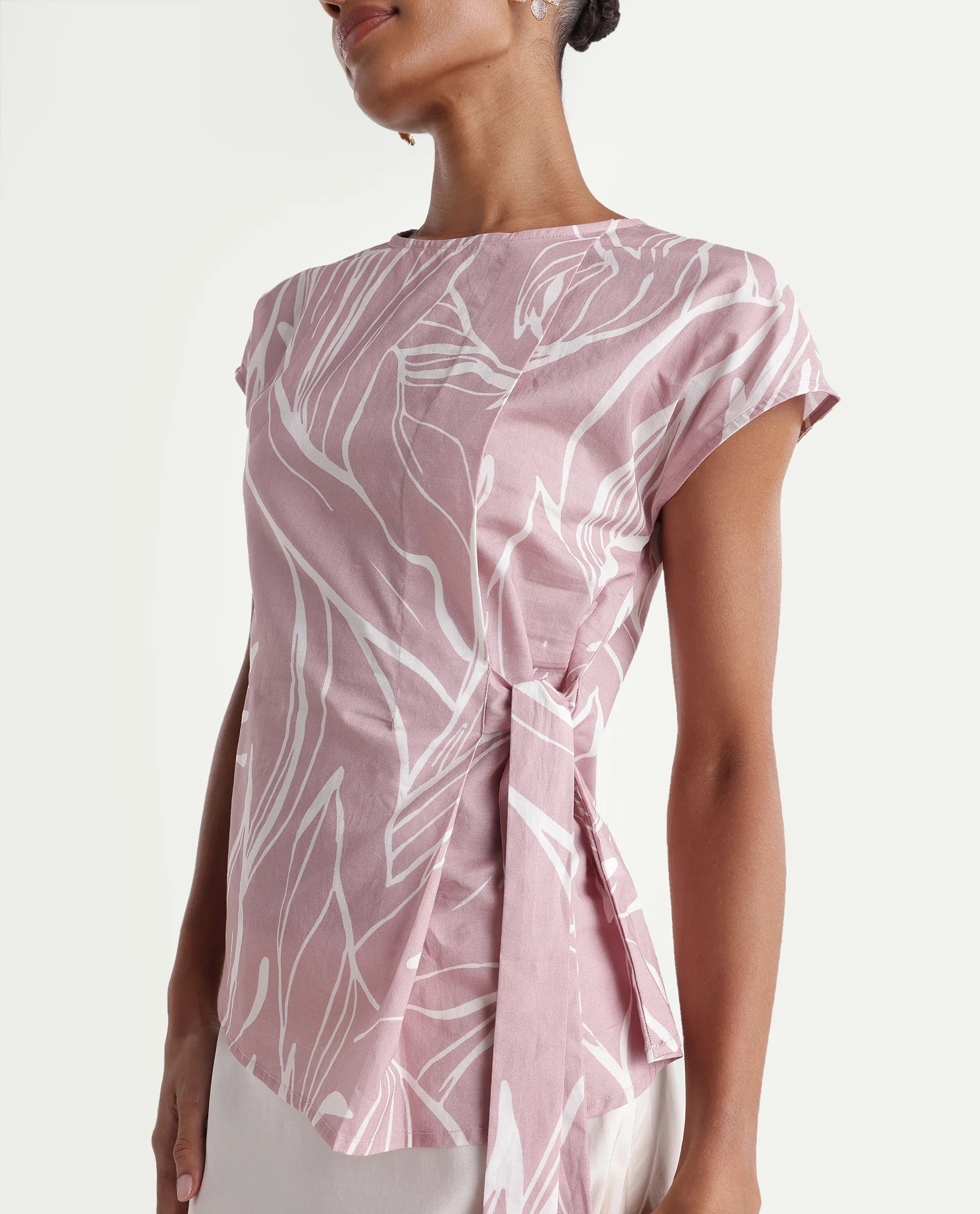 Rareism Women's Vabno Pink Cotton Crew Neck Regular Floral Print Top