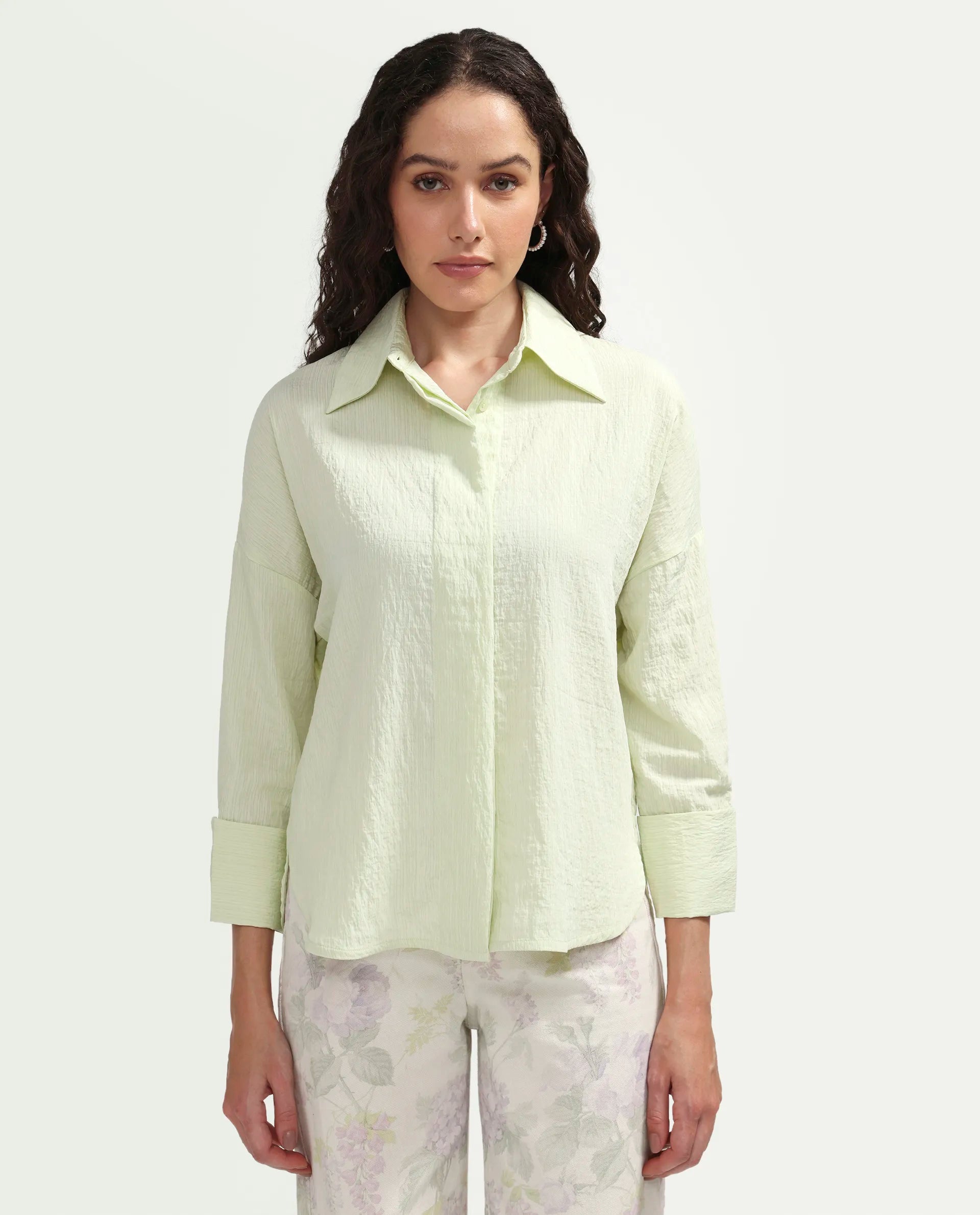 Rareism Women's Davi Light Green Viscose Blend Full Sleeve Collared Relaxed Plain Shirt