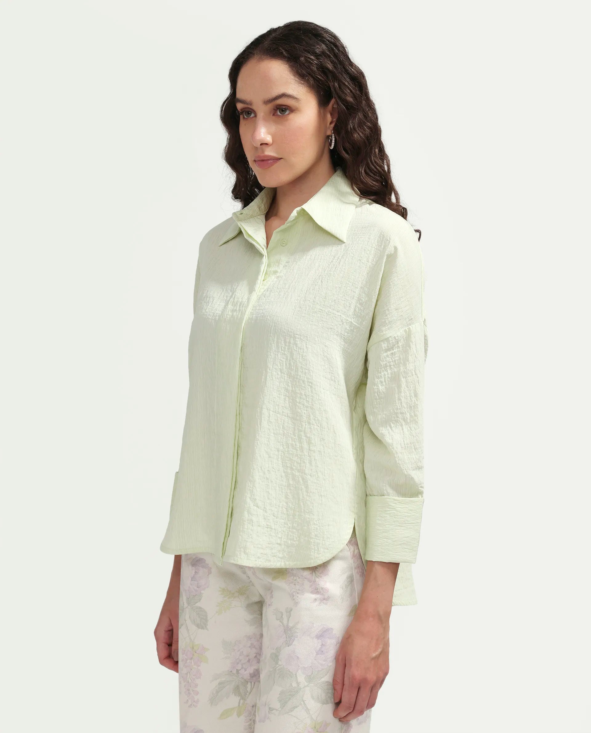 Rareism Women's Davi Light Green Viscose Blend Full Sleeve Collared Relaxed Plain Shirt