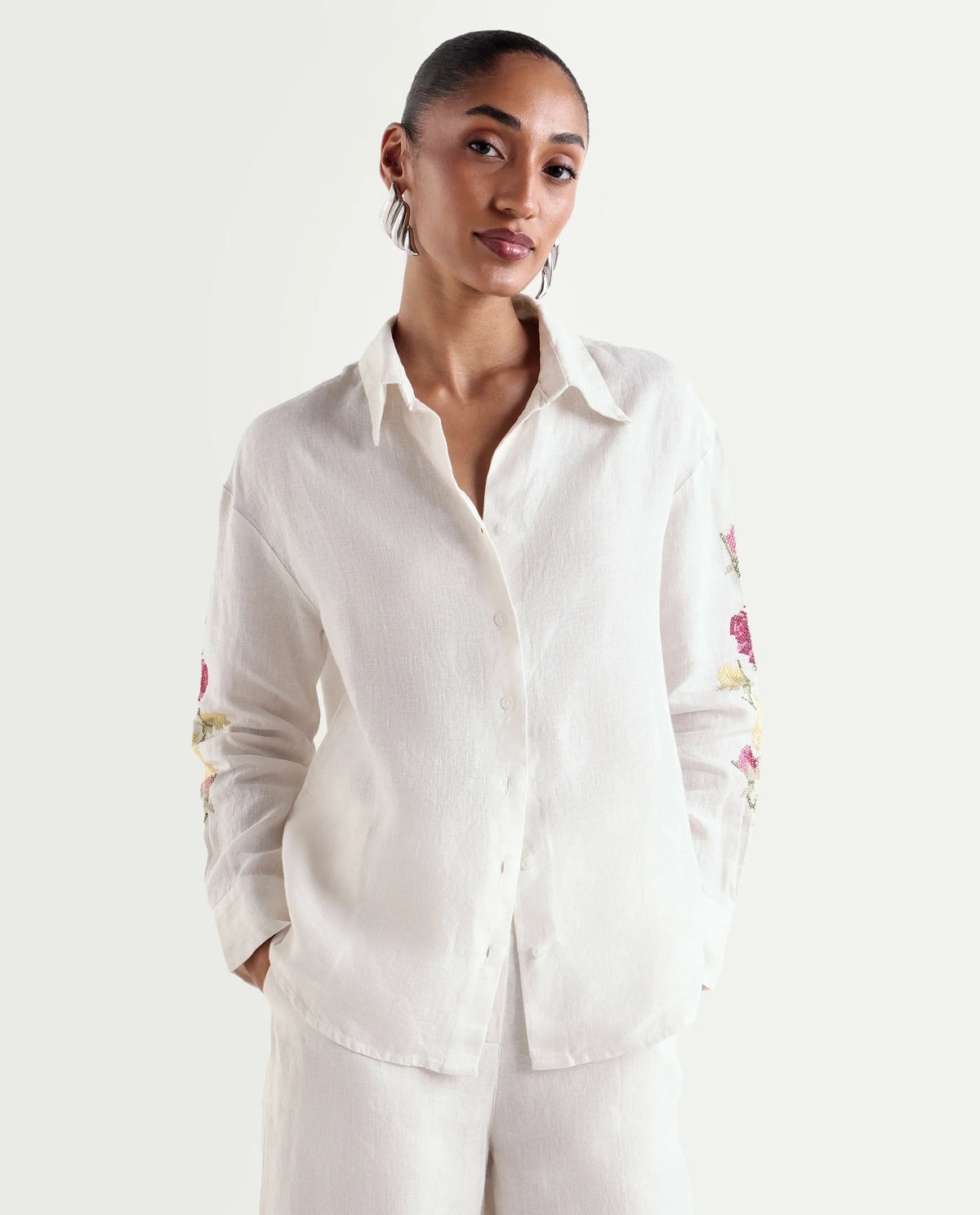 Rareism Women's Taish-T Light Offwhite 100% Linen Spread Collar Regular Plain Shirt