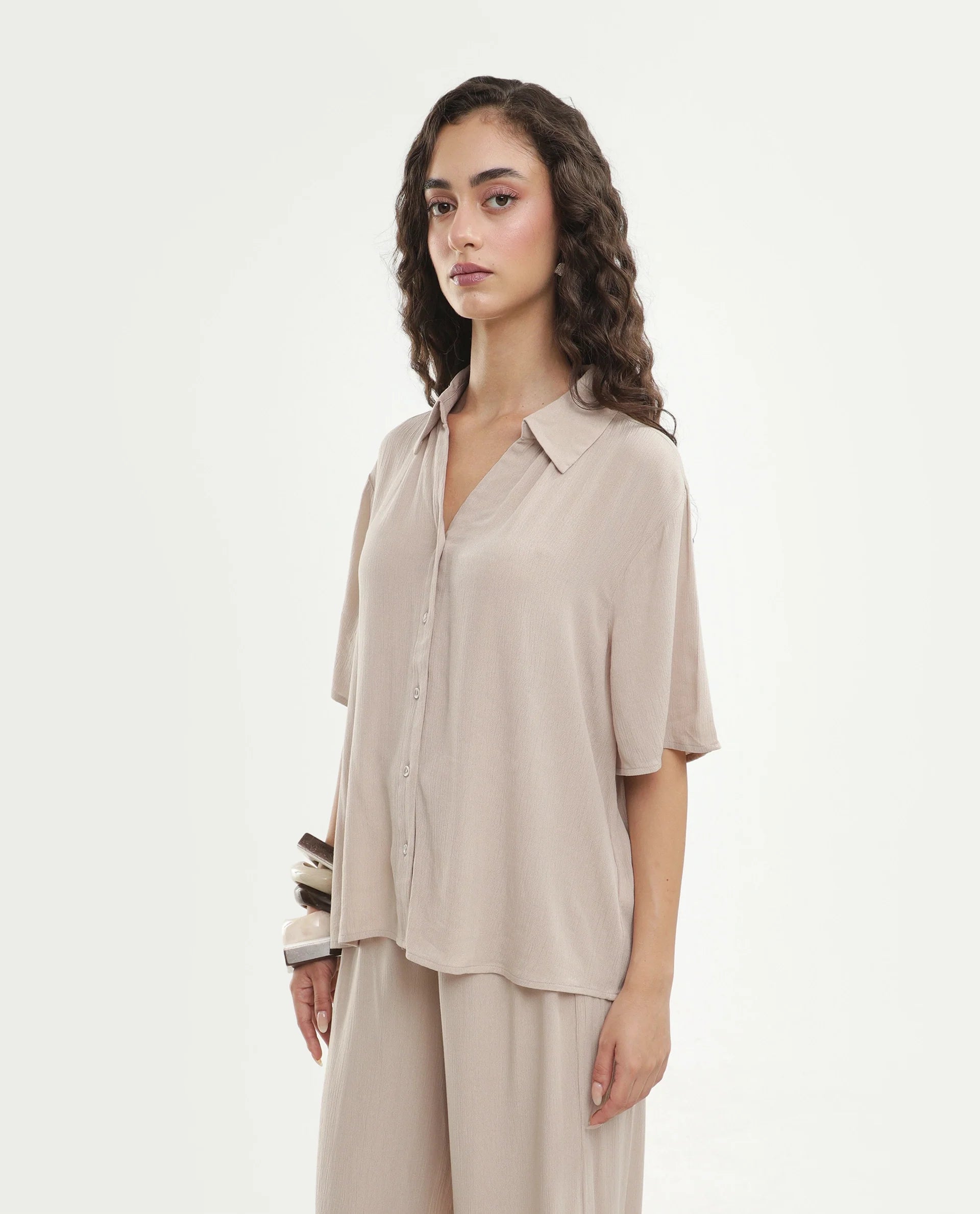 Rareism Women's Vaxon-T Beige Viscose Fabric Johnny Collar Relaxed Plain Top