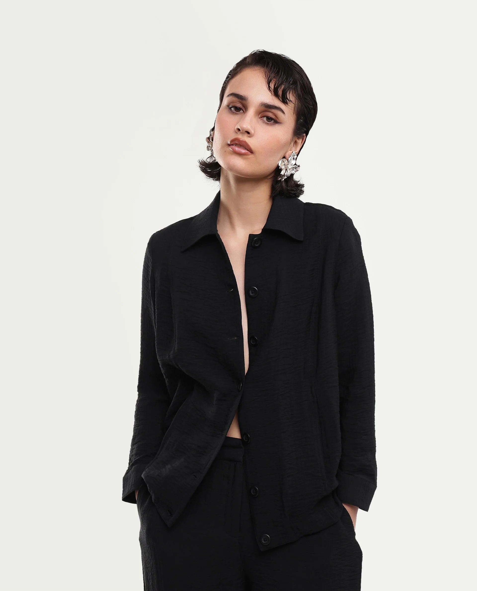 Rareism Women's Dion-T Black Viscose Blend Spread Collar Boxy Plain Shacket
