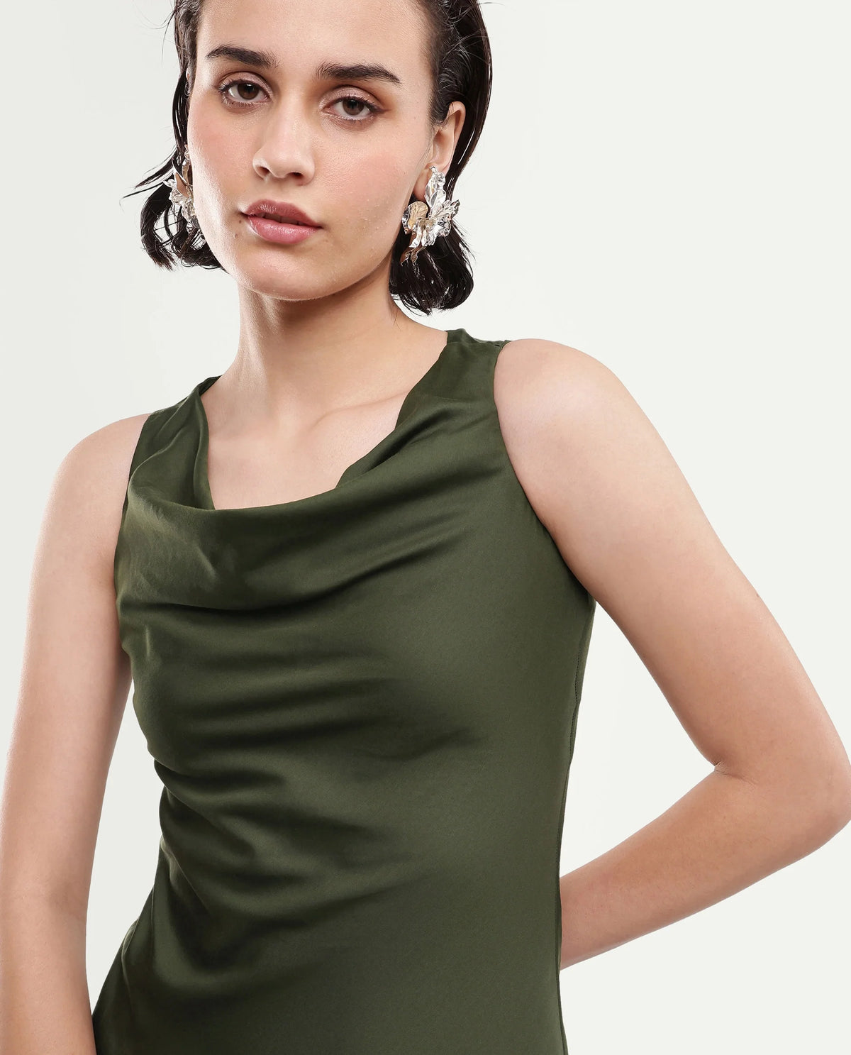 Rareism Women's Jenketss26 Olive Sleeveless Halter Neck Fit And Flare Plain Dress