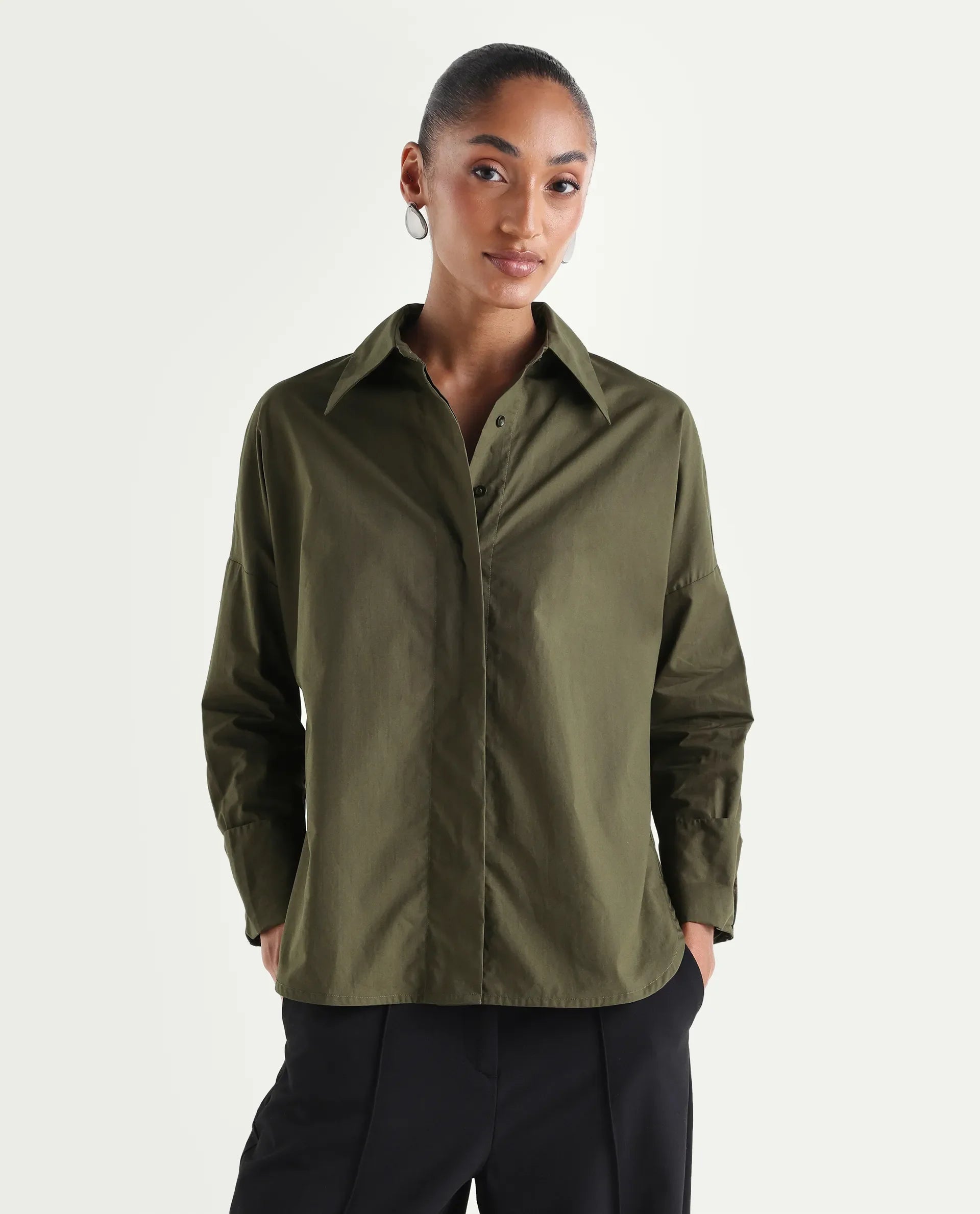 Rareism Women's Oni Olive Cotton Spread Collar Button Boxy Plain Shirt