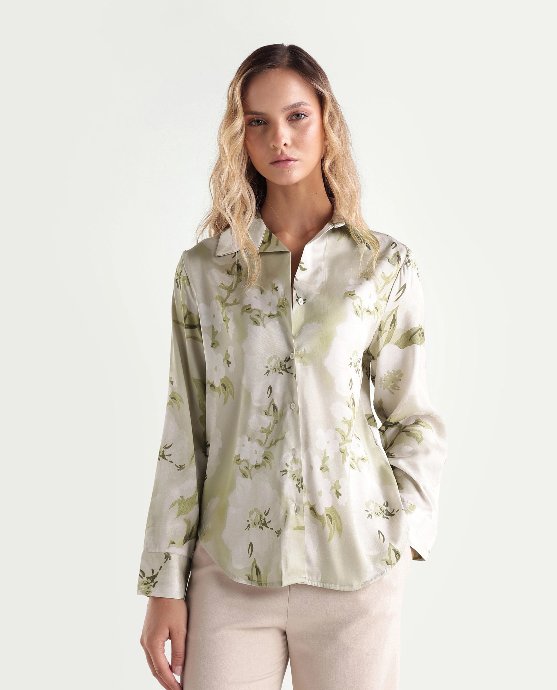 Rareism Women's Satino Light Green Abstract Polyester Regular Long Sleeves Shirt