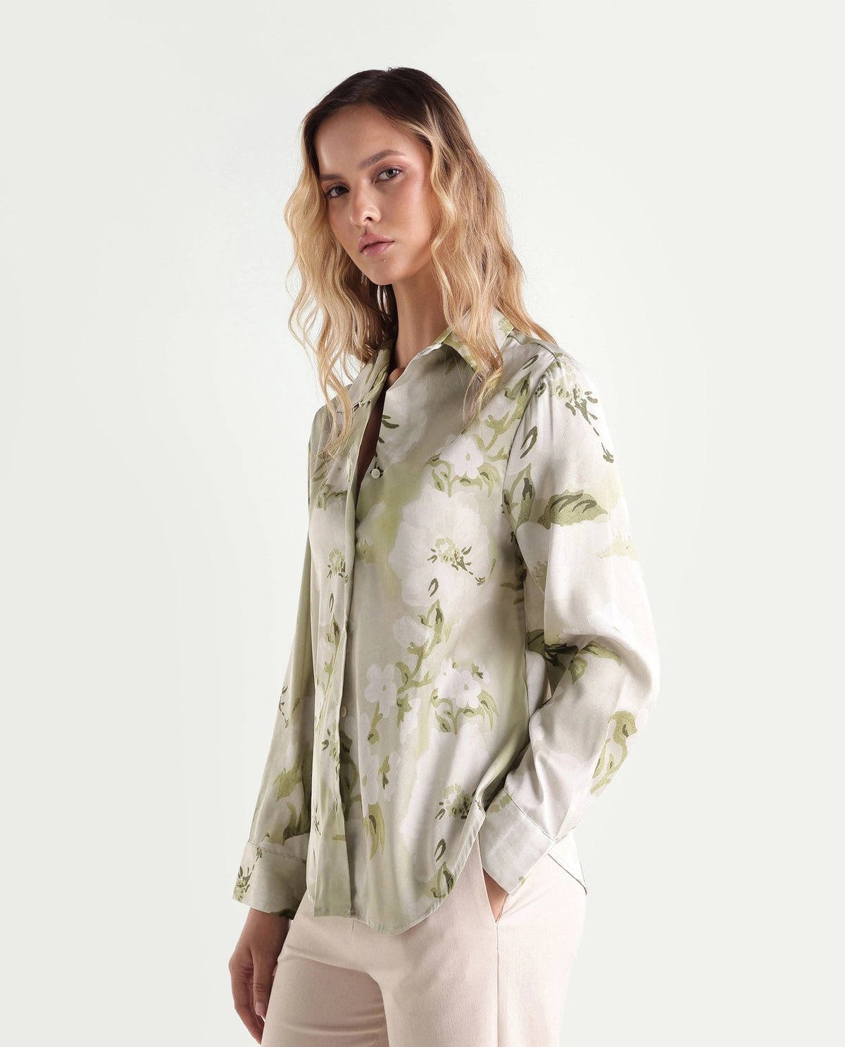Rareism Women's Satino Light Green Abstract Polyester Regular Long Sleeves Shirt
