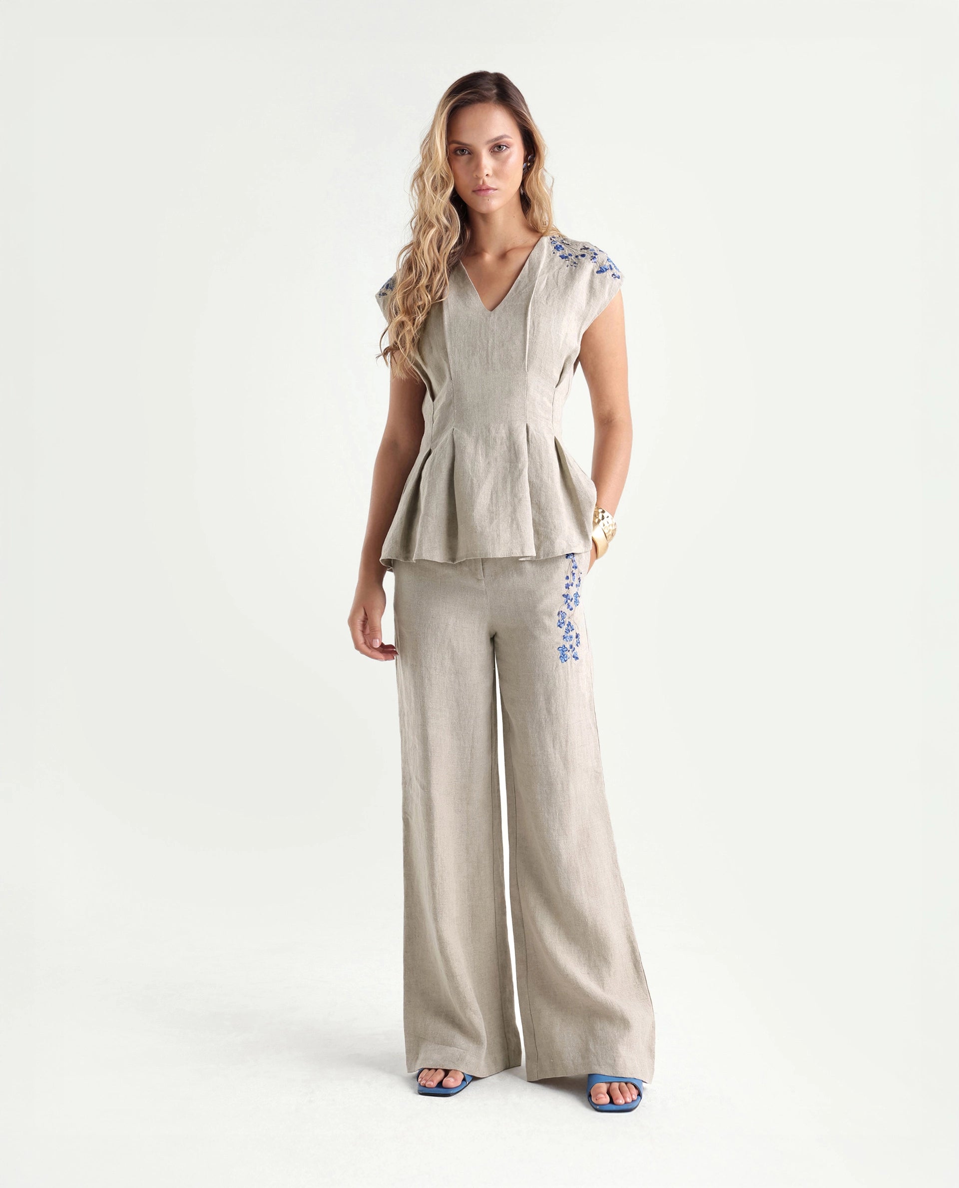 Rareism Women's Rubin-T Dusky Beige Plain Linen Regular Sleeveless Top