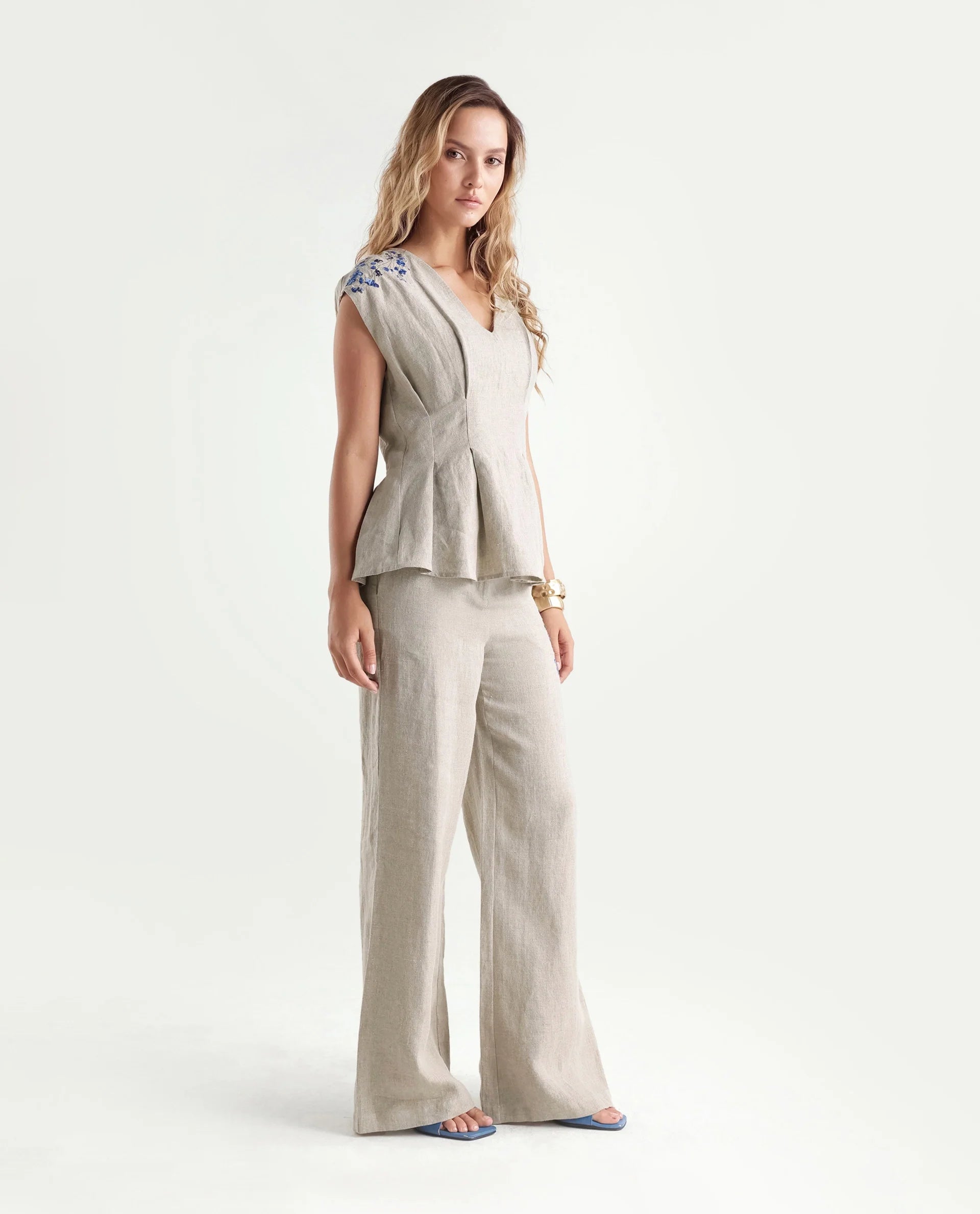 Rareism Women's Rubin-B Dusky Beige 100% Linen Button And Zip Wide Leg Plain Trouser