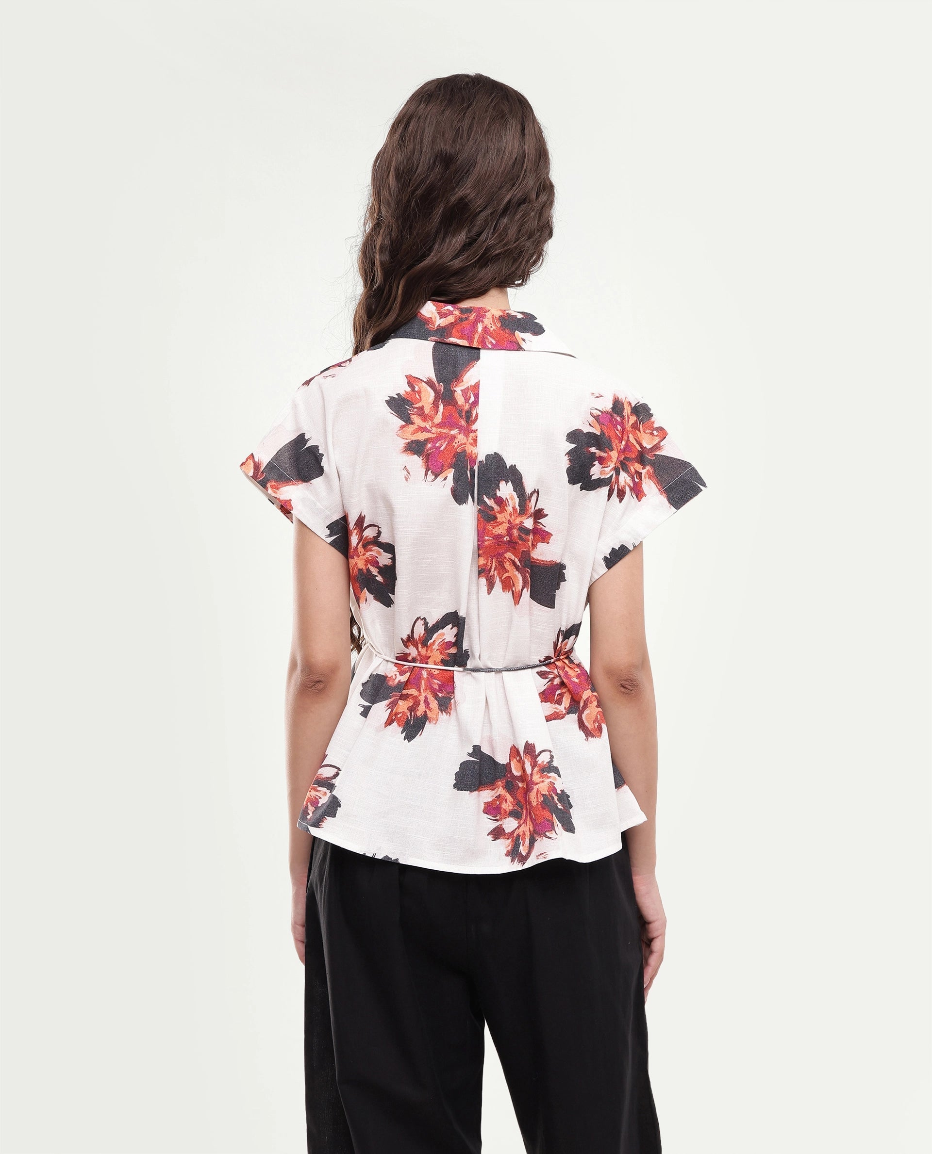 Rareism Women's Inassa Beige Floral Cotton Relaxed Short Sleeves Top