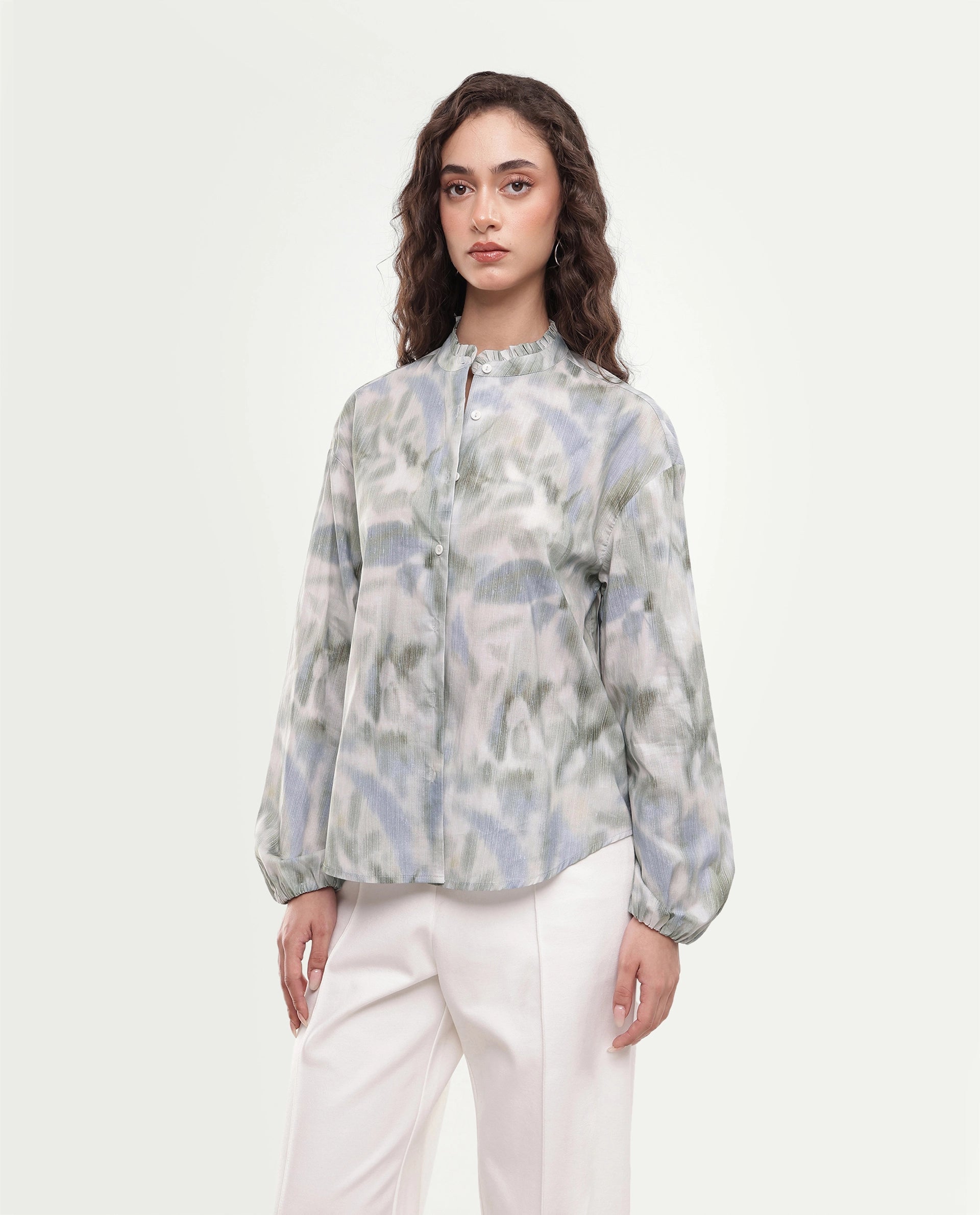 Rareism Women's Overo Pastel Green Abstract Cotton Regular Long Sleeves Top