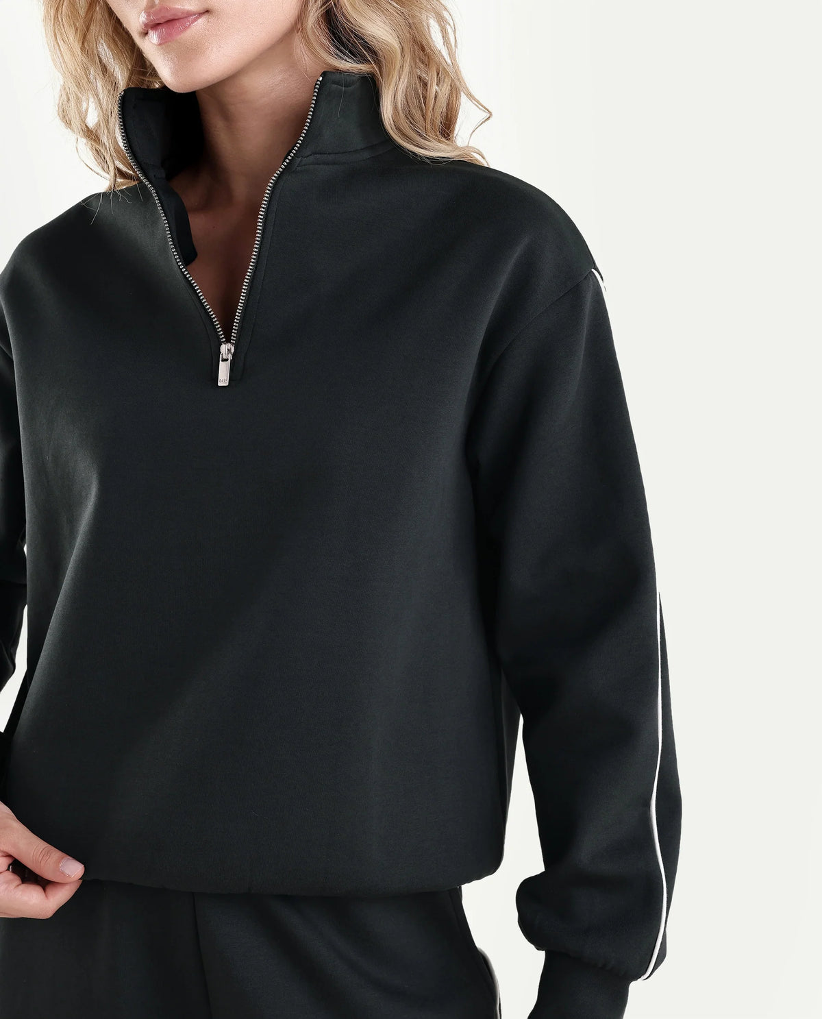 Rareism Women's Pint-T Dark Olive Cotton Blend Zipper Relaxed Fit Sweatshirt