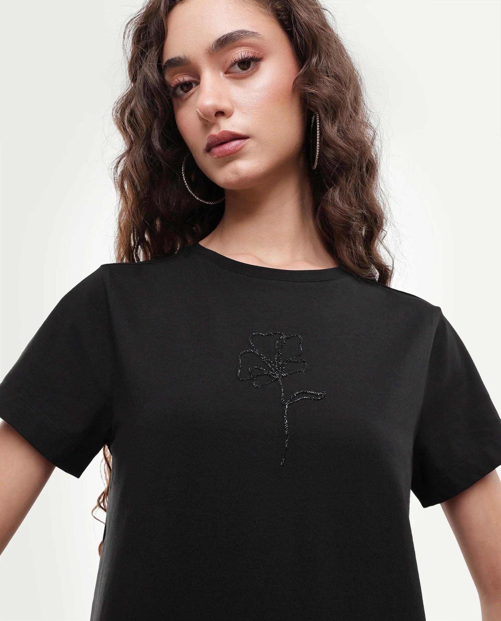 Rareism Women's Pleeve Black Cotton Blend Pull-On Regular Fit Printed T-Shirt