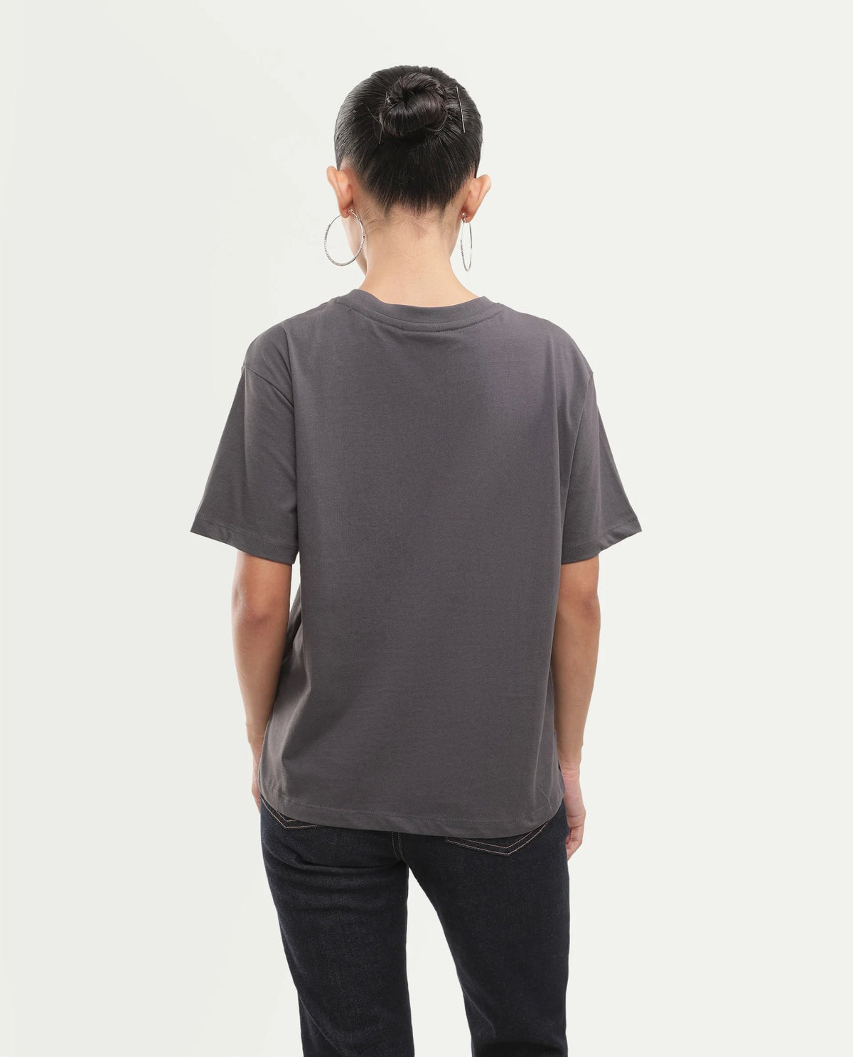 Rareism Women's Pono Dark Grey Cotton Pull-On Relaxed Fit Printed T-Shirt