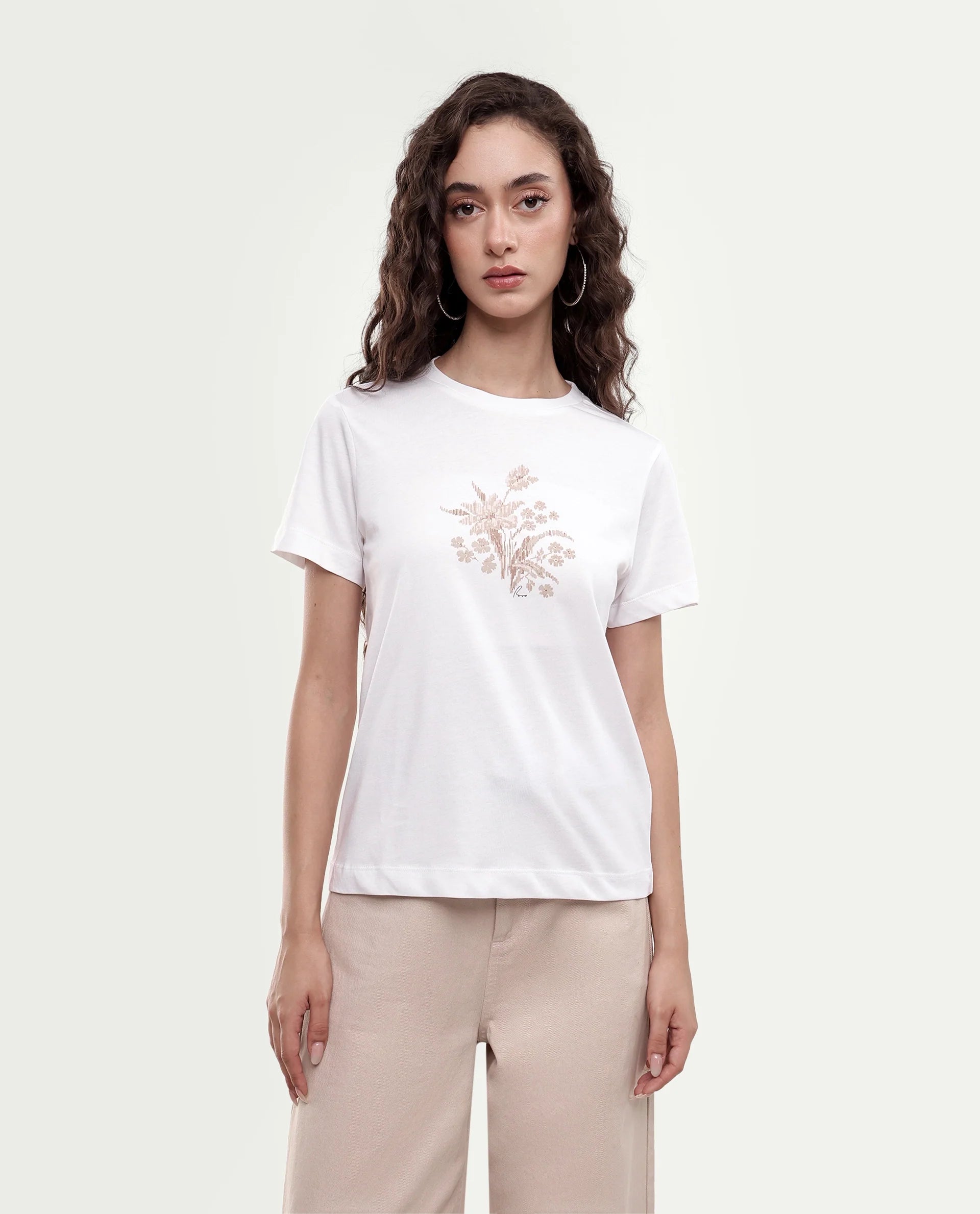 Rareism Women's Poco Off White Cotton Pull-On Regular Fit Printed T-Shirt