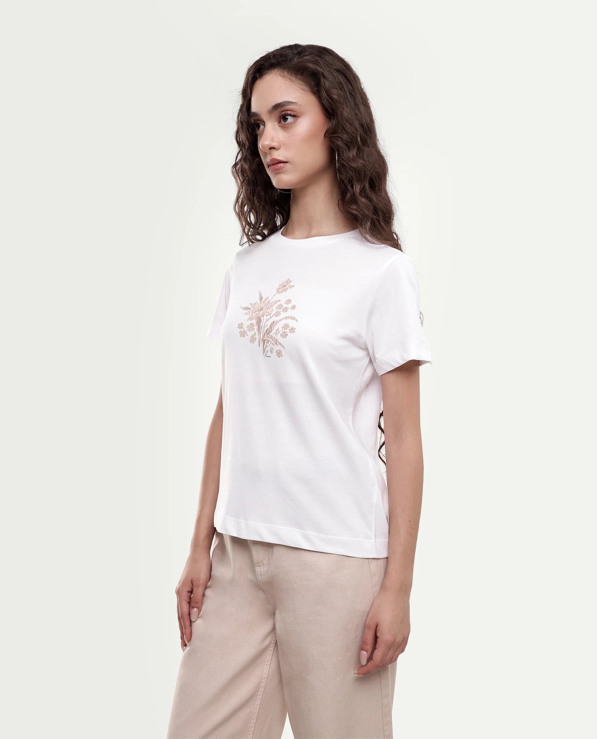 Rareism Women's Poco Off White Cotton Pull-On Regular Fit Printed T-Shirt