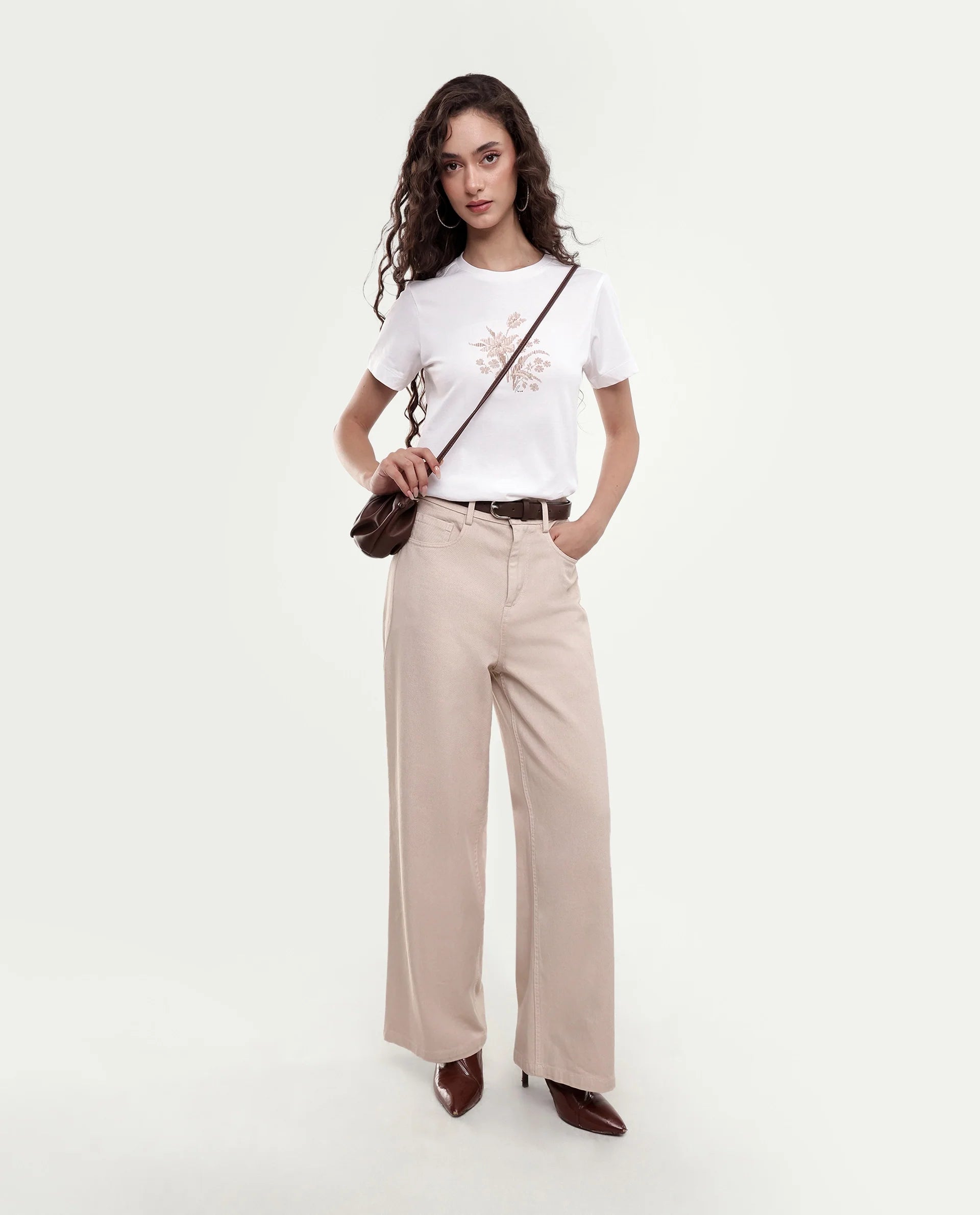 Rareism Women's Poco Off White Cotton Pull-On Regular Fit Printed T-Shirt