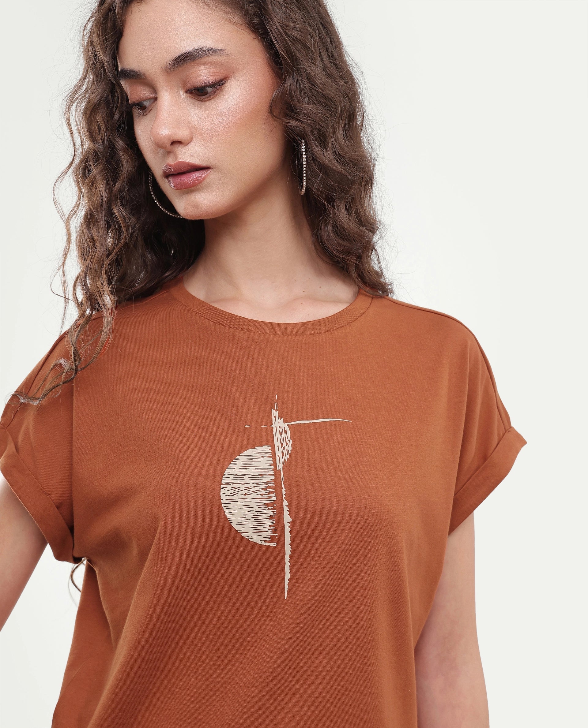 Rareism Women's Paximo Rust Cotton Pull-On Regular Fit Hd Print T-Shirt